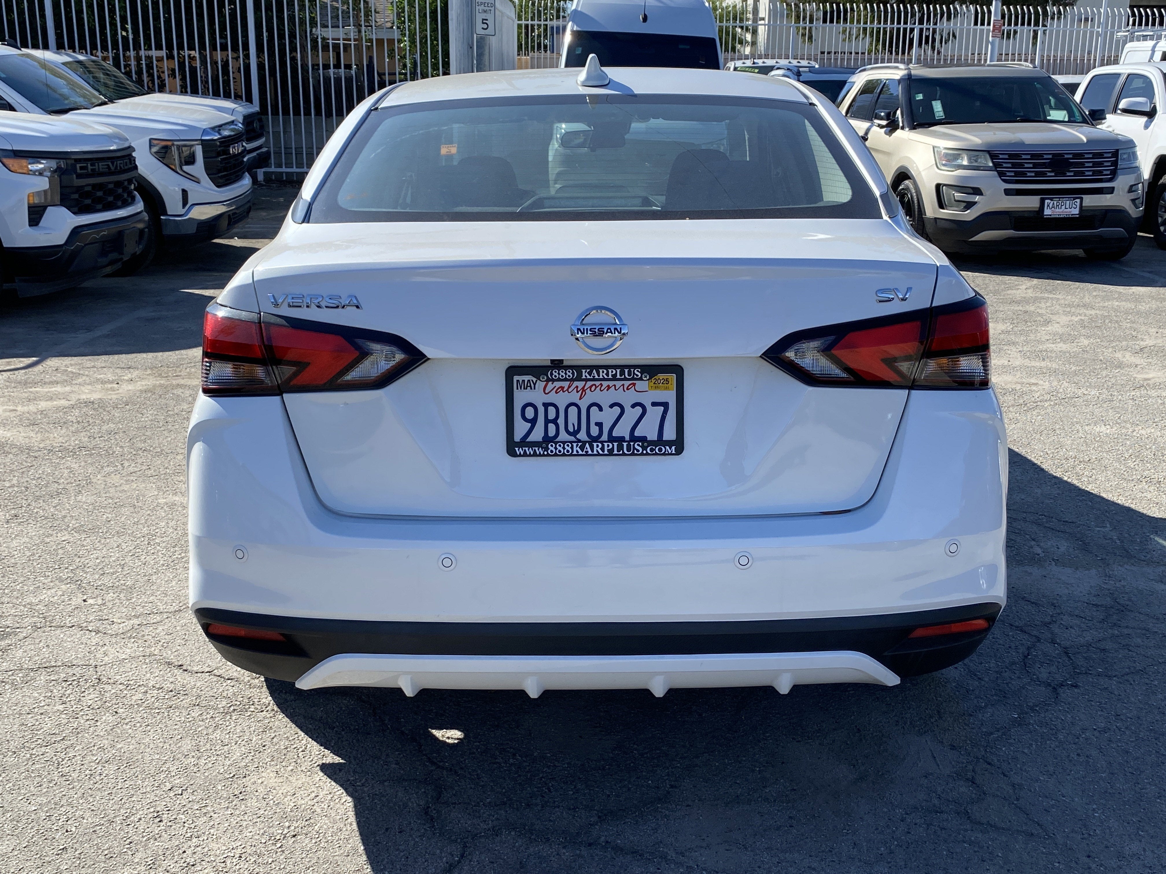 2022 Nissan Versa SV