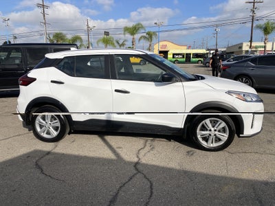 2024 Nissan Kicks S FWD