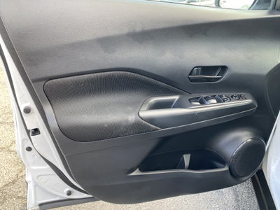 2024 Nissan Kicks S FWD