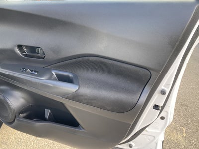 2024 Nissan Kicks S FWD