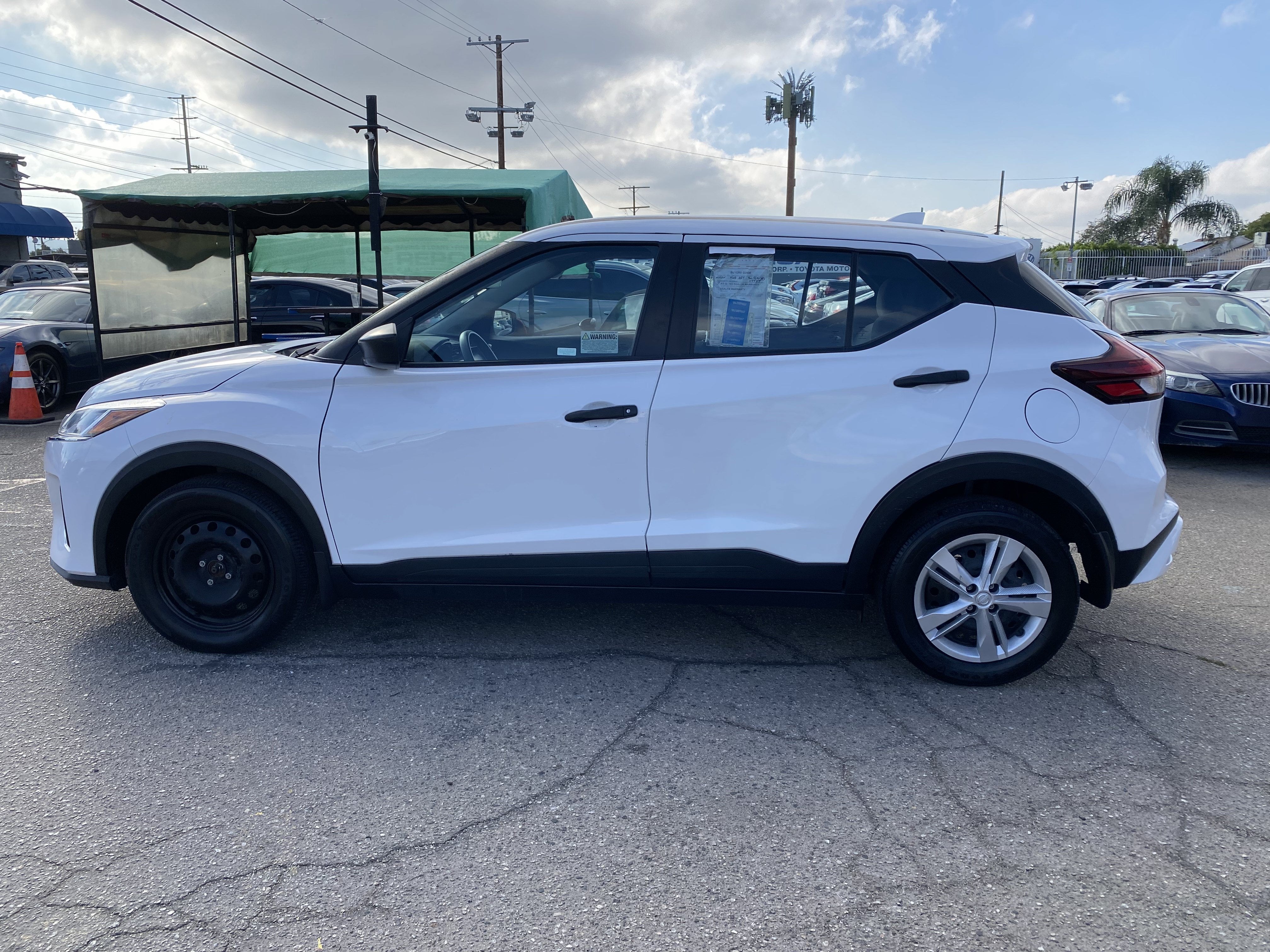 2024 Nissan Kicks S FWD