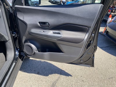 2024 Nissan Kicks S FWD