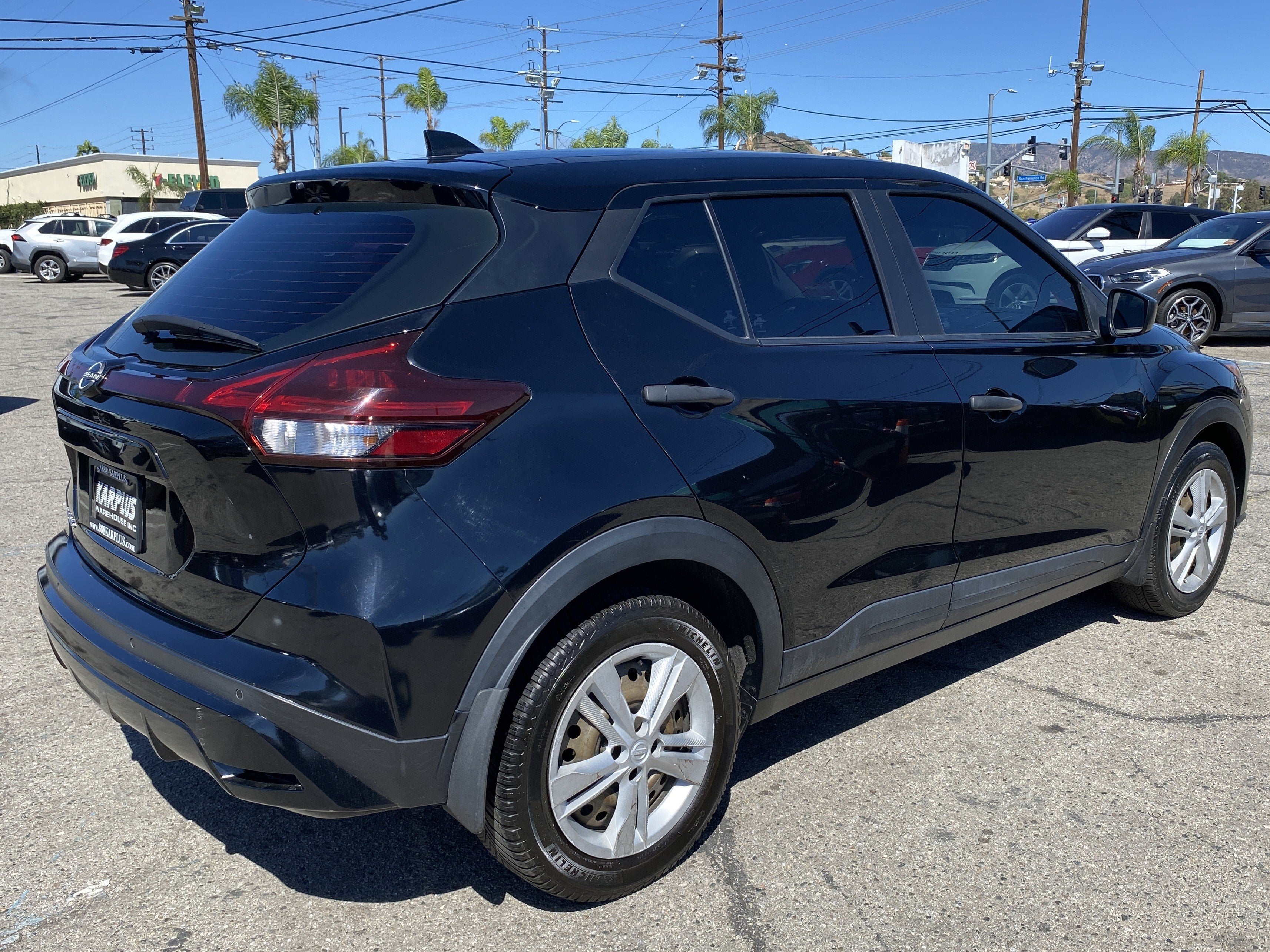 2024 Nissan Kicks S FWD