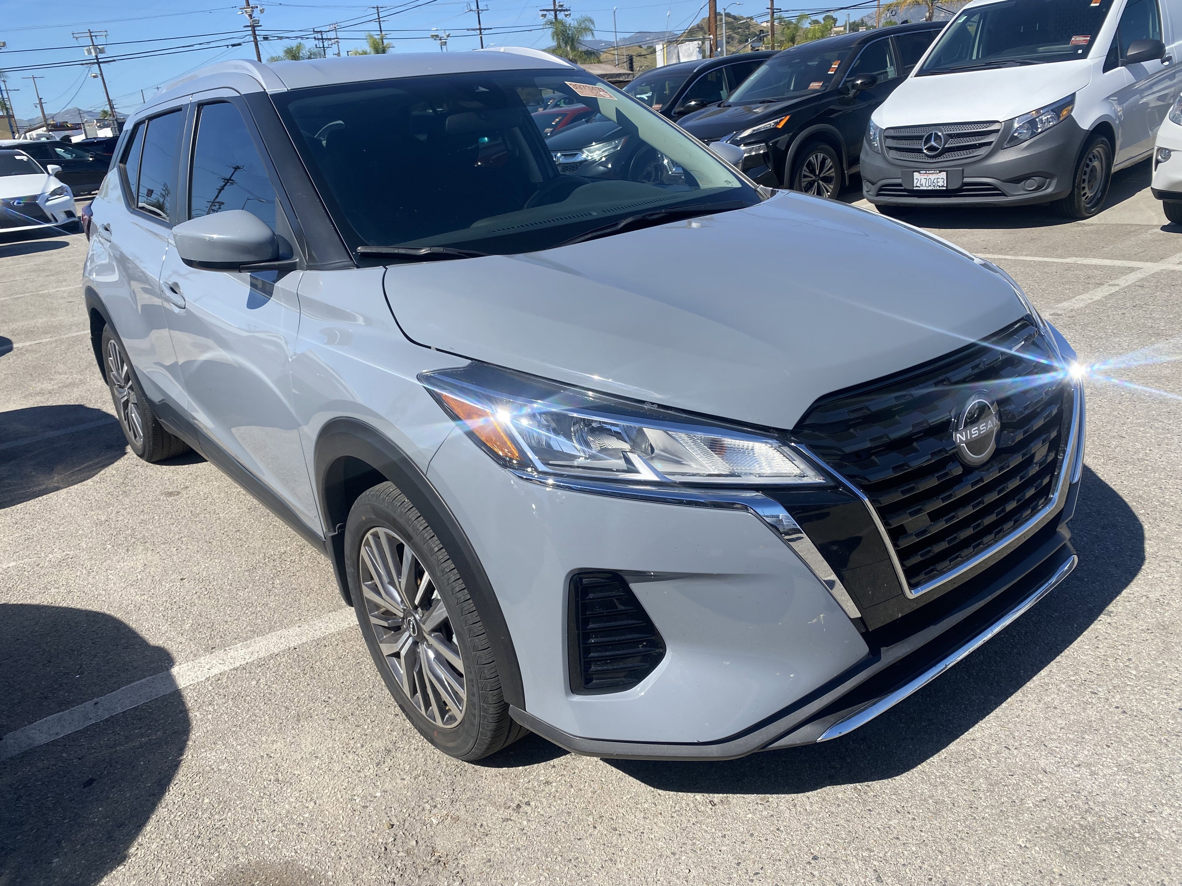 2024 Nissan Kicks SV