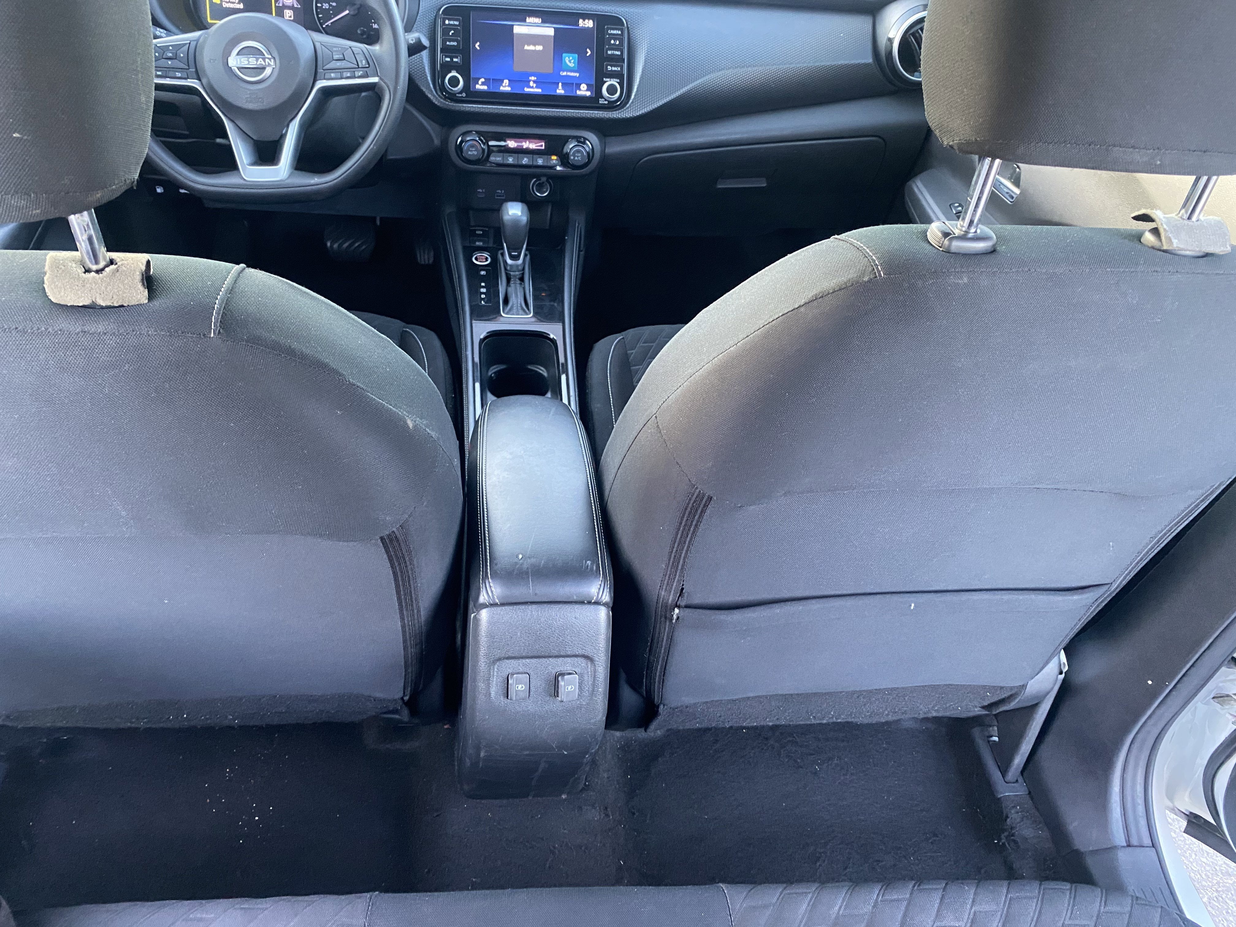 2022 Nissan Kicks SV