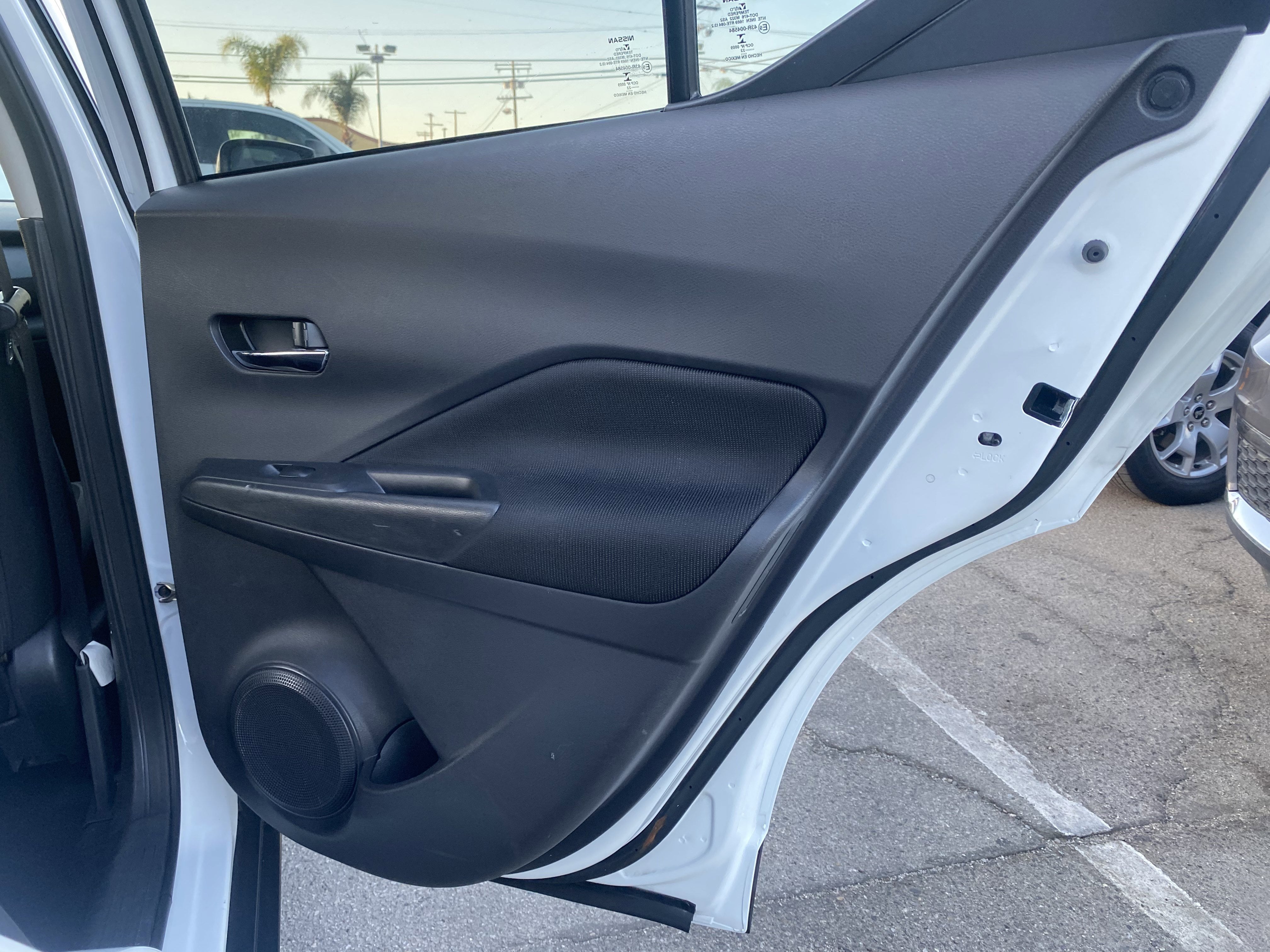 2022 Nissan Kicks SV