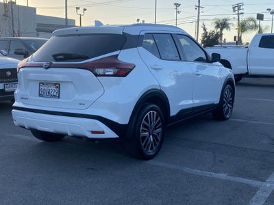 2022 Nissan Kicks SV