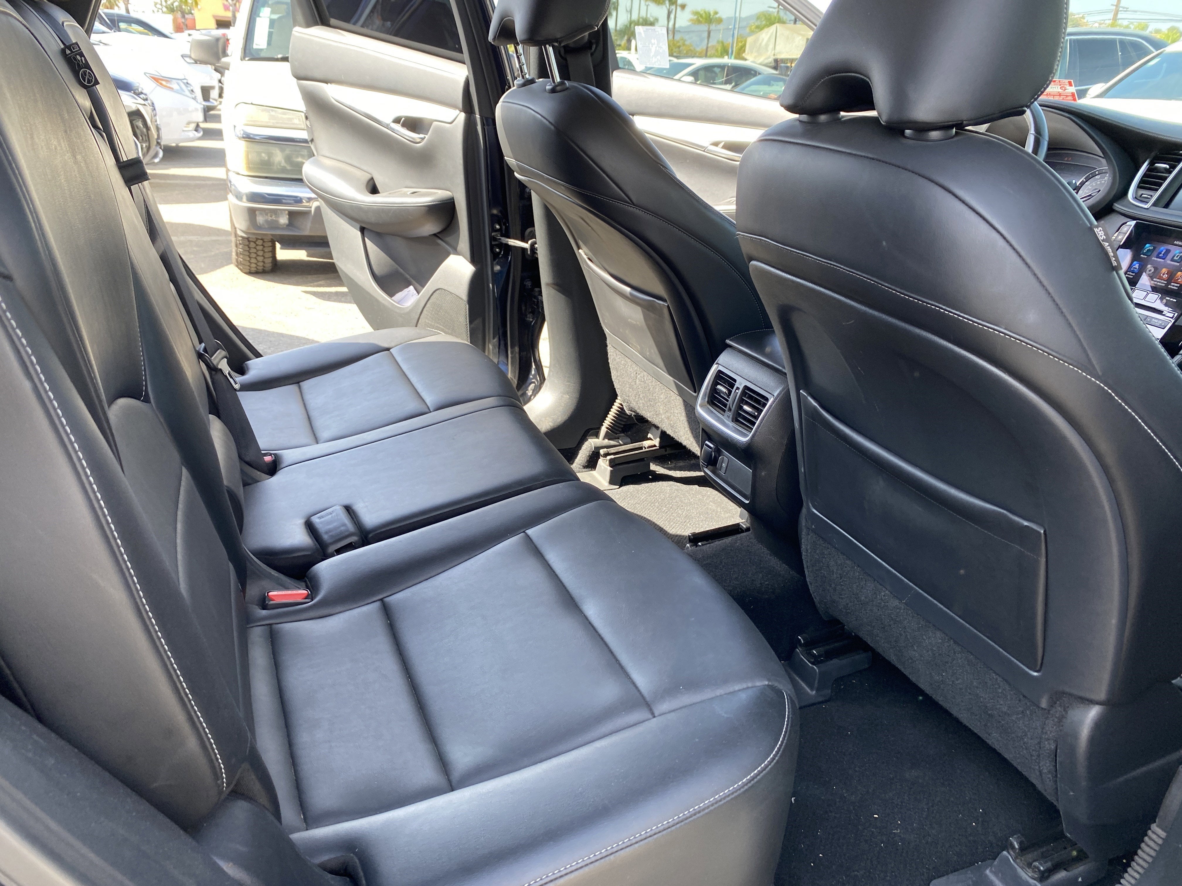 2021 INFINITI QX50 LUXE