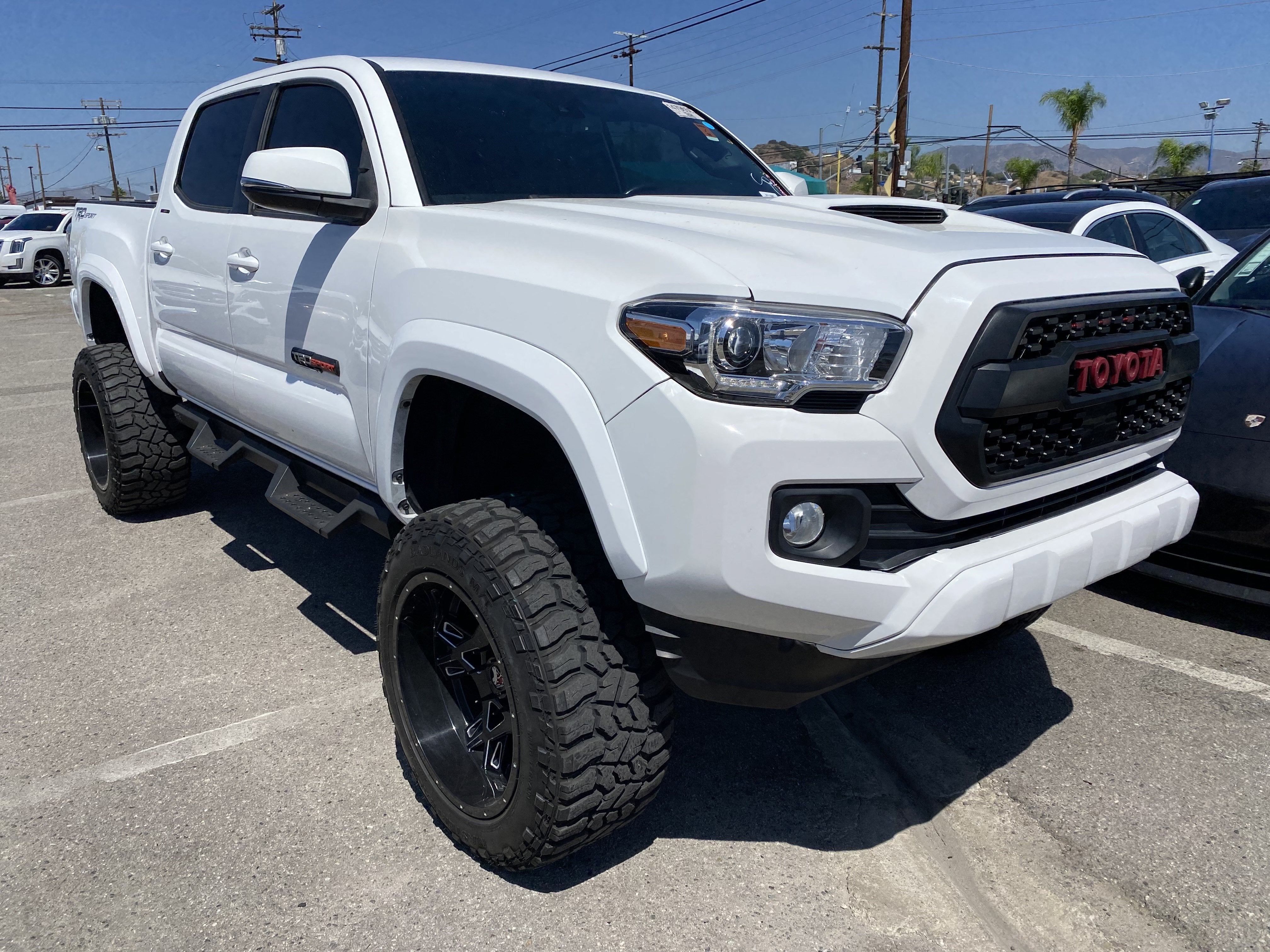 2020 Toyota Tacoma 2WD TRD SPORT DOUBLE CAB 5' B