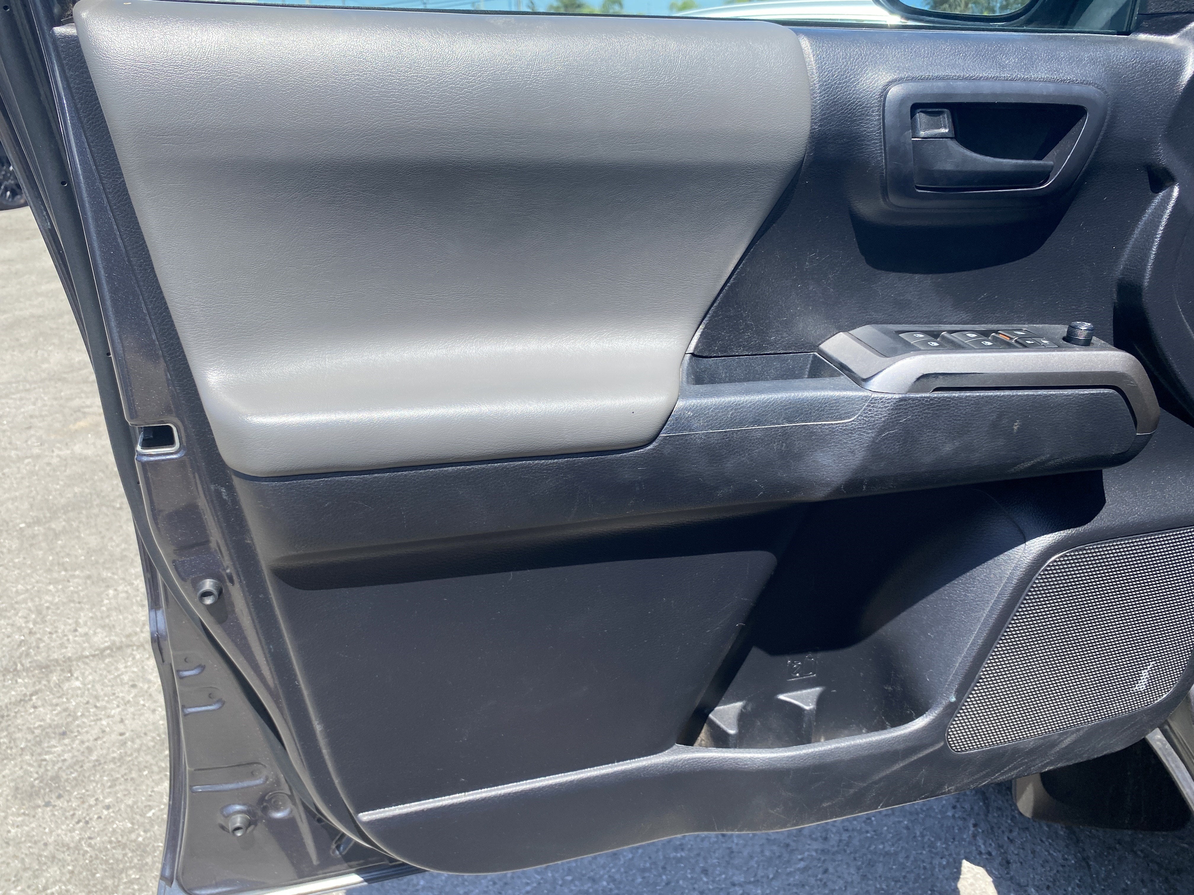 2021 Toyota Tacoma 2WD SR5
