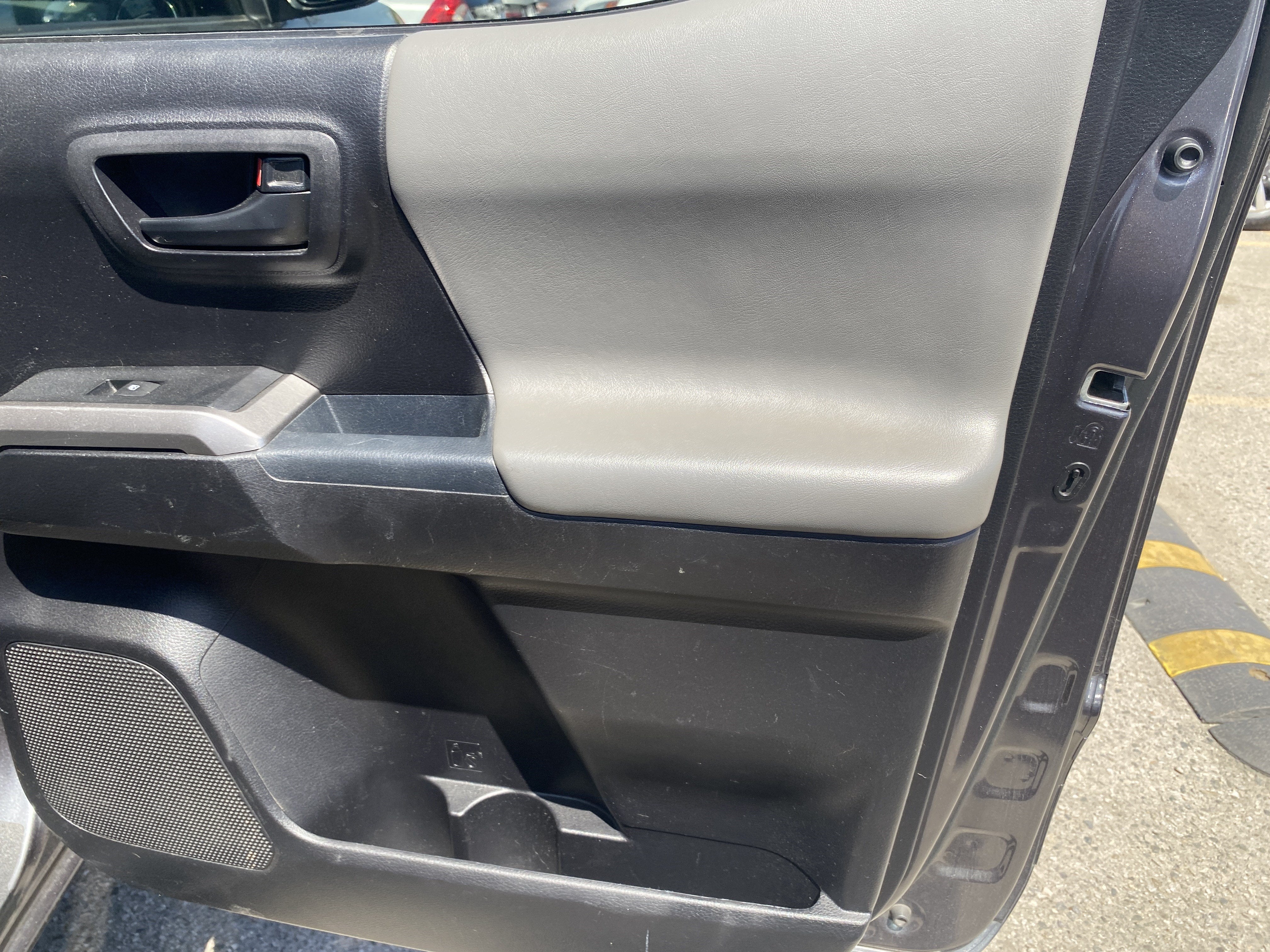 2021 Toyota Tacoma 2WD SR5