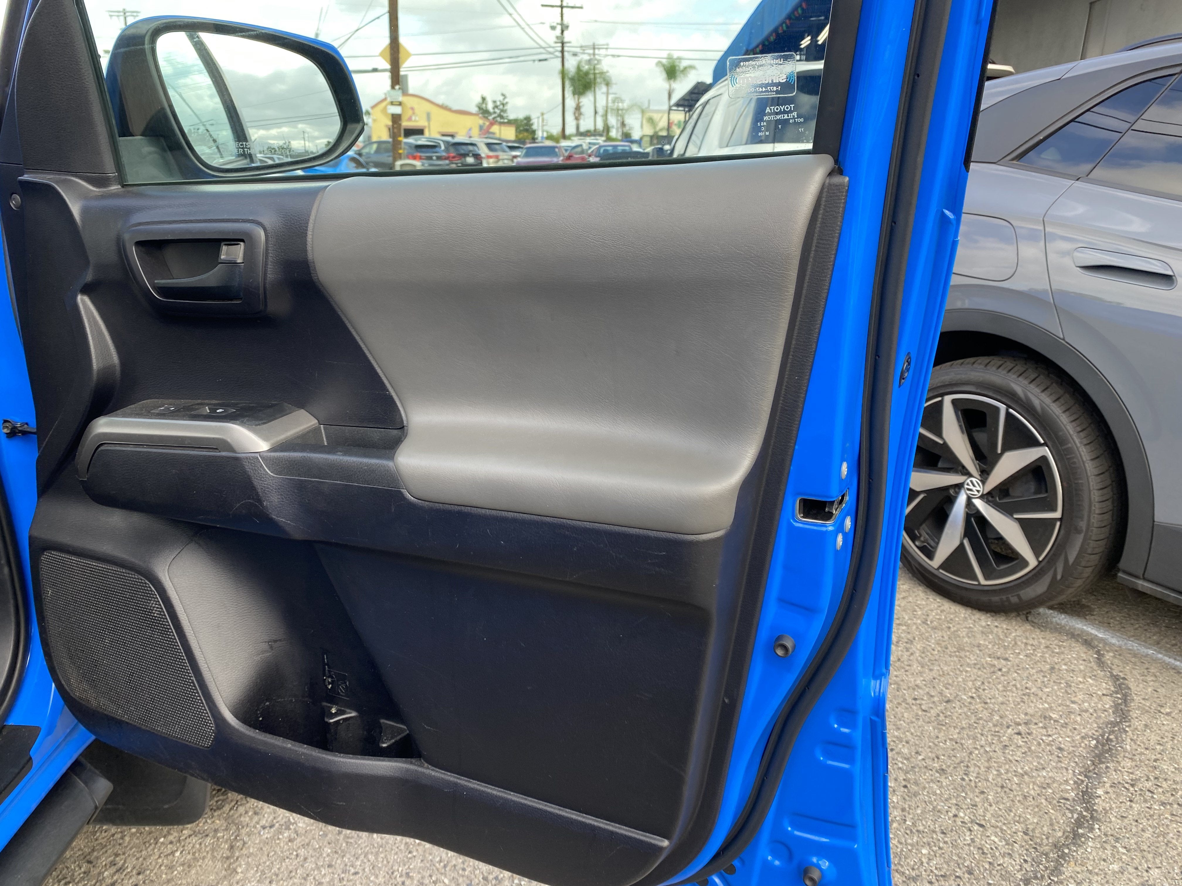 2020 Toyota Tacoma 2WD SR5 DOUBLE CAB 6' BED V6