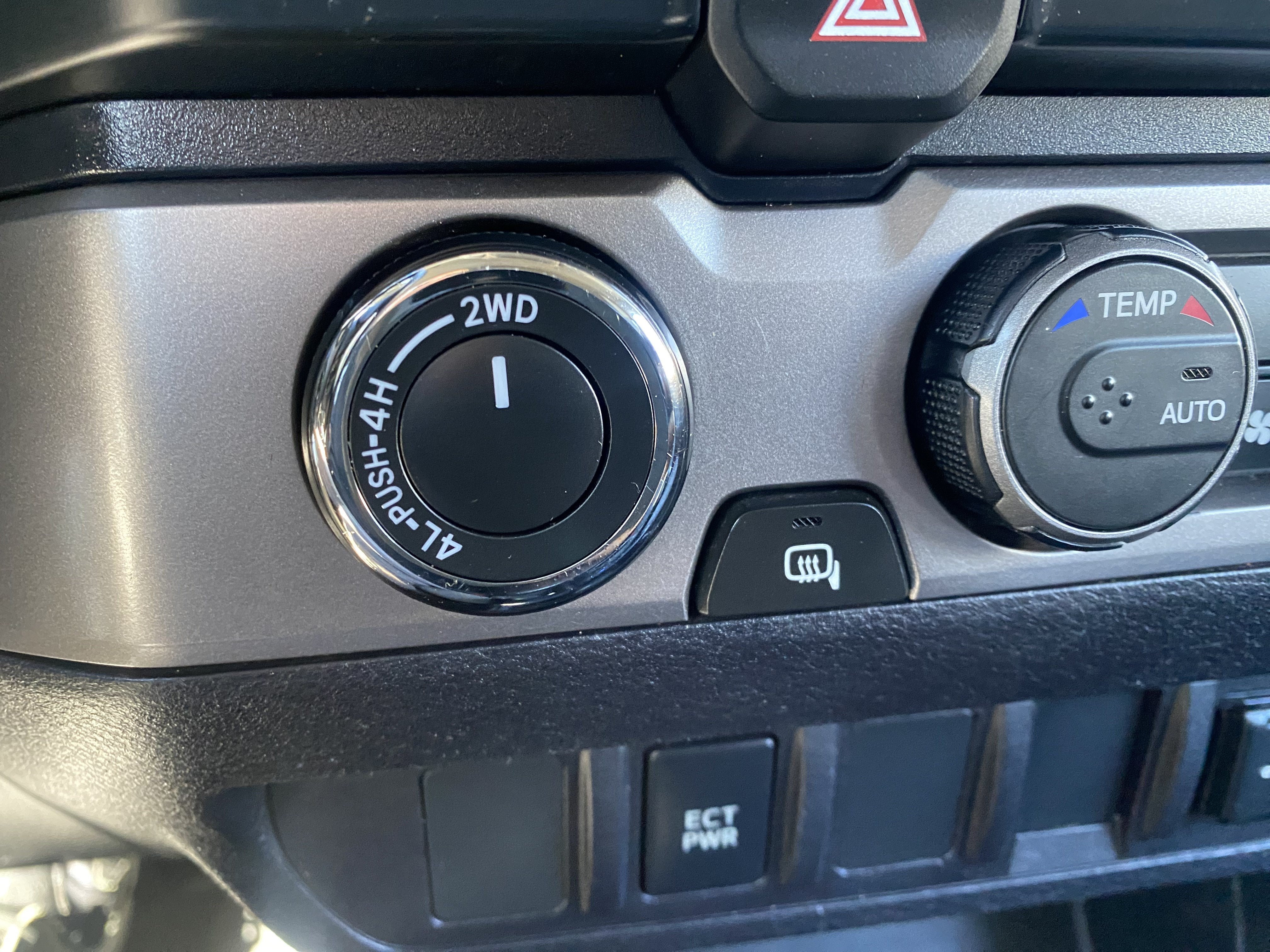 2021 Toyota Tacoma 4WD SR DOUBLE CAB 5' BED V6 A