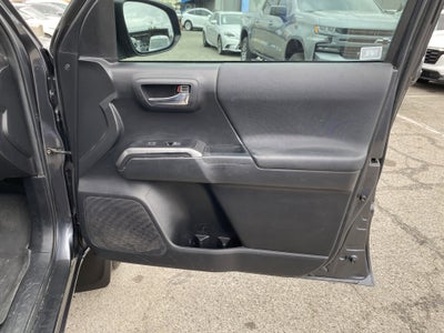 2022 Toyota Tacoma 4WD TRD Off Road