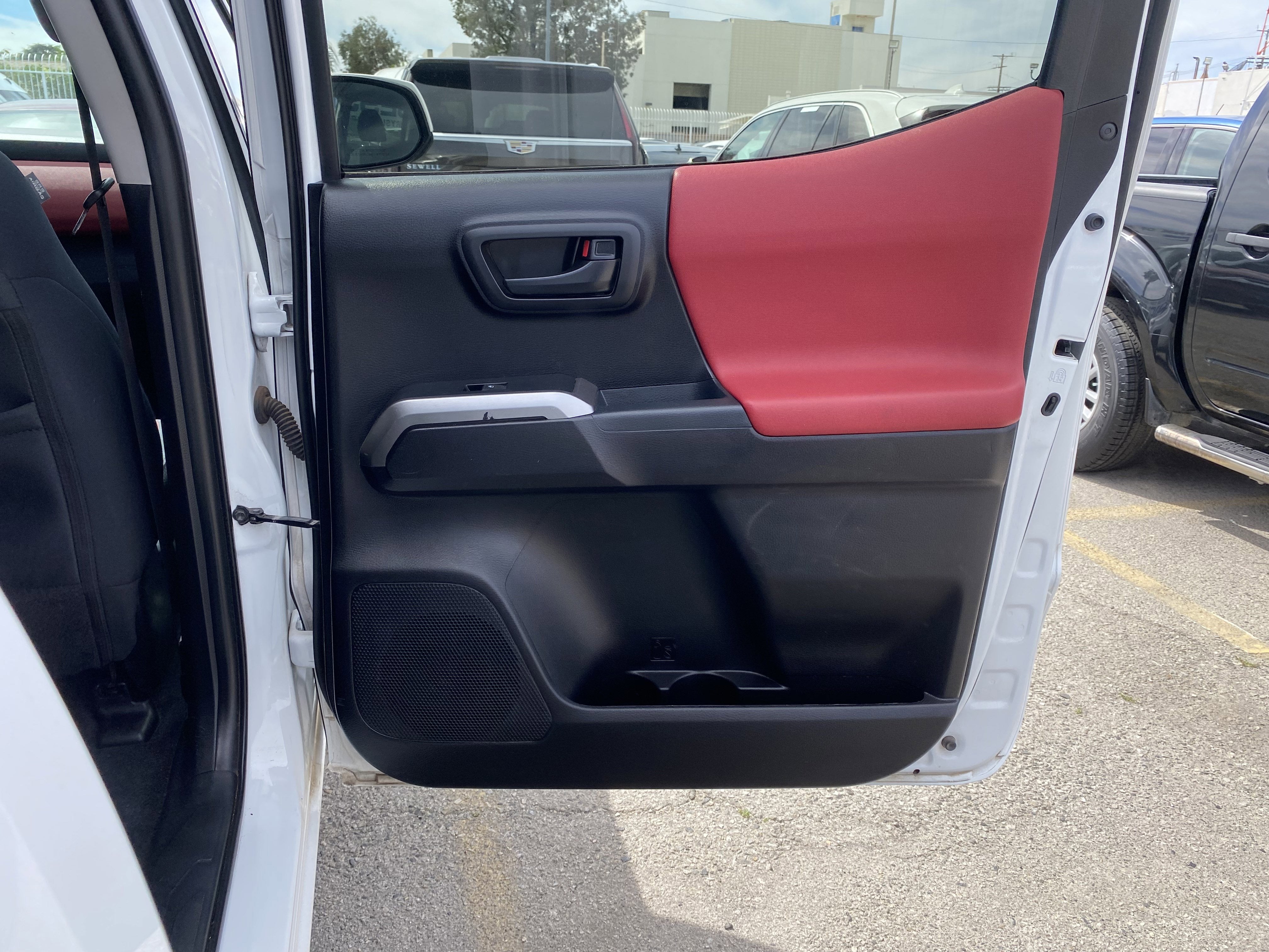 2022 Toyota Tacoma 4WD SR5