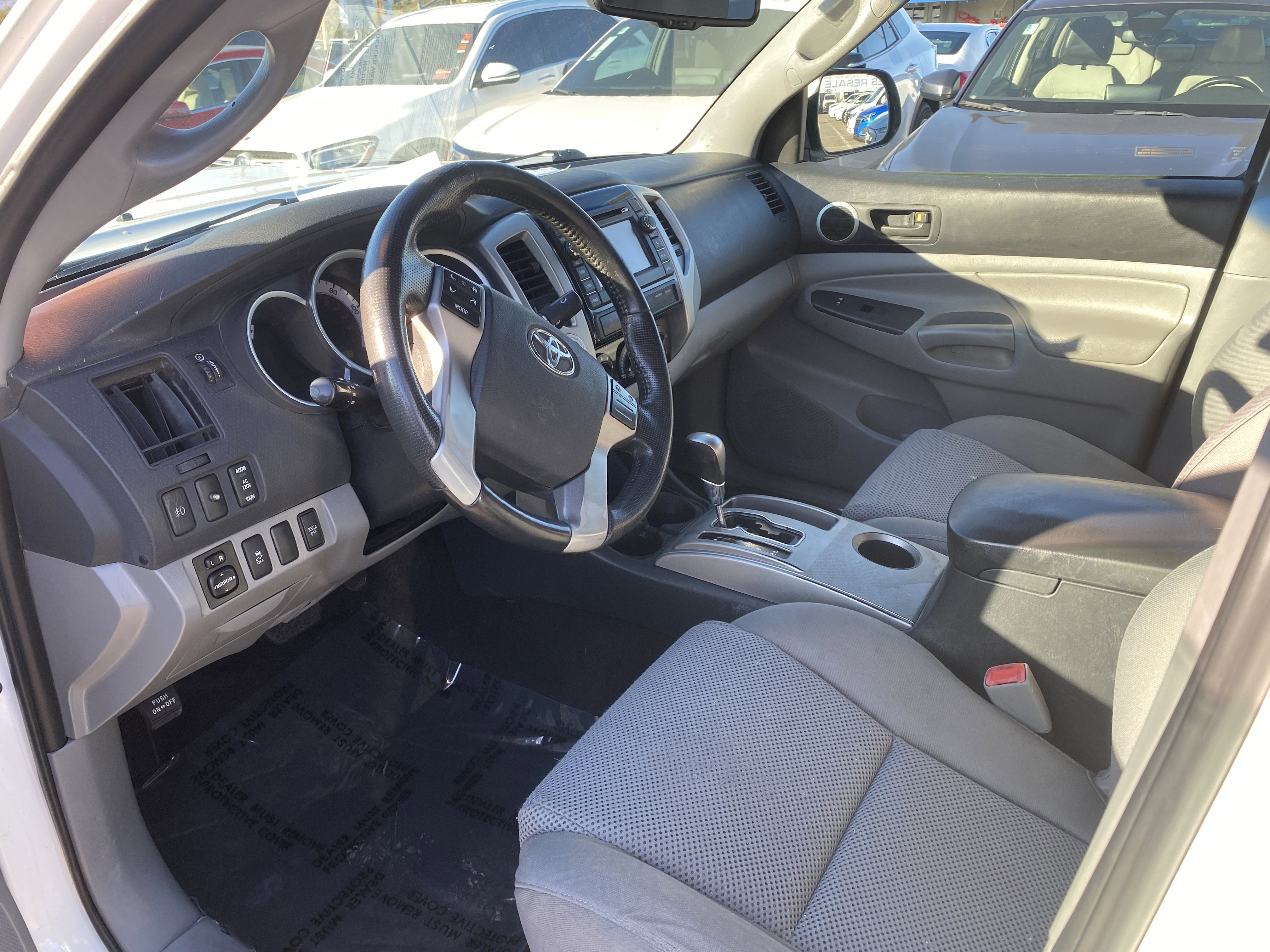 2013 Toyota Tacoma 4WD Double Cab LB V6 AT (Natl)
