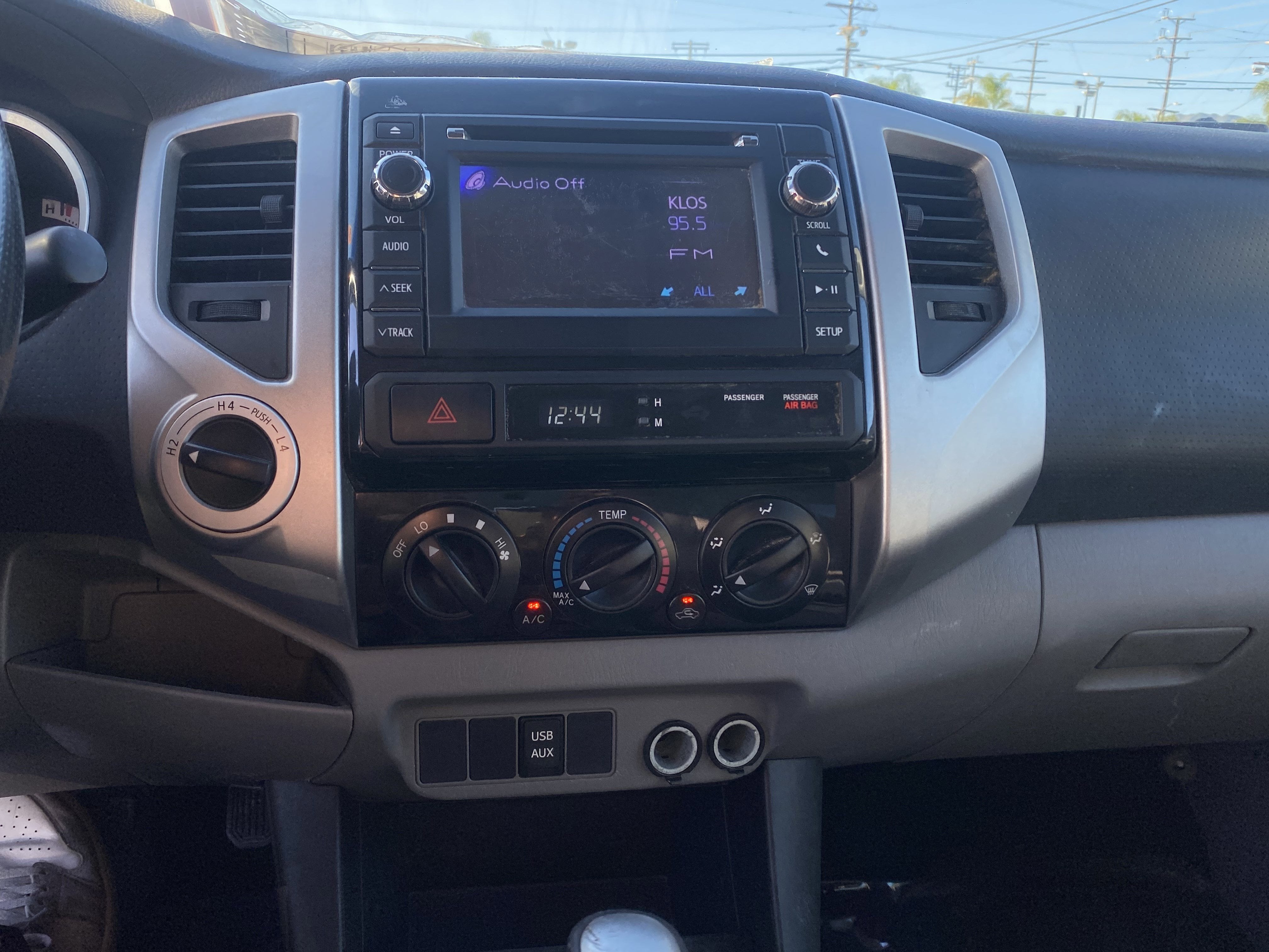 2013 Toyota Tacoma 4WD Double Cab LB V6 AT (Natl)
