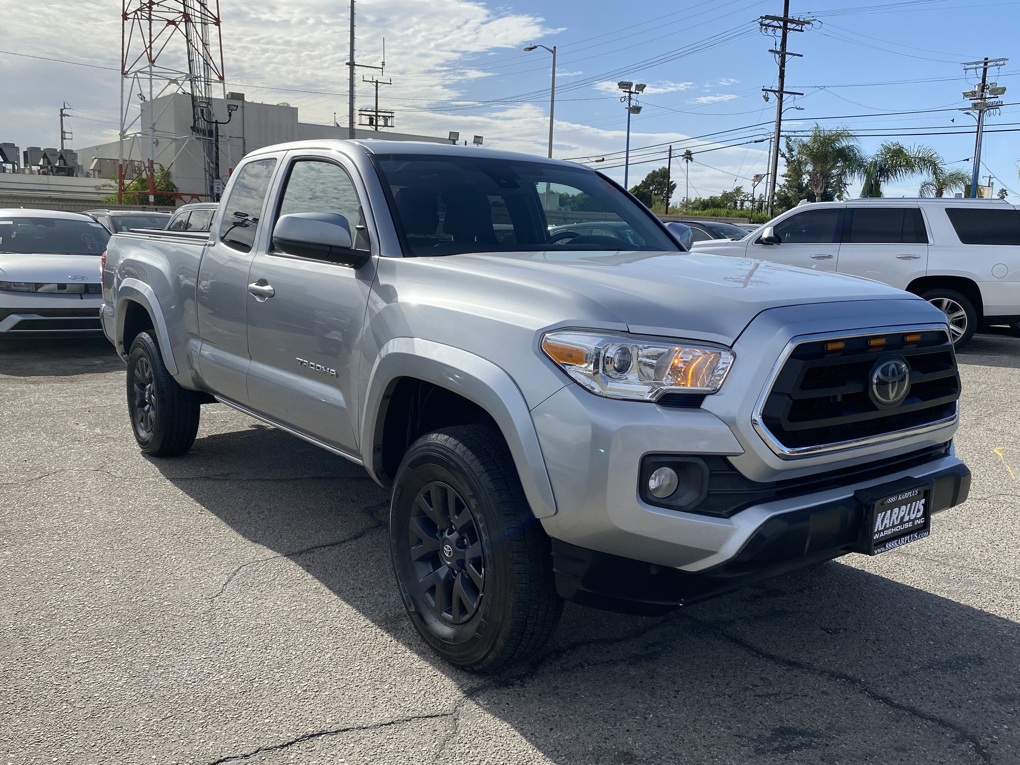 2022 Toyota Tacoma 4WD SR5 ACCESS CAB 6' BED I4