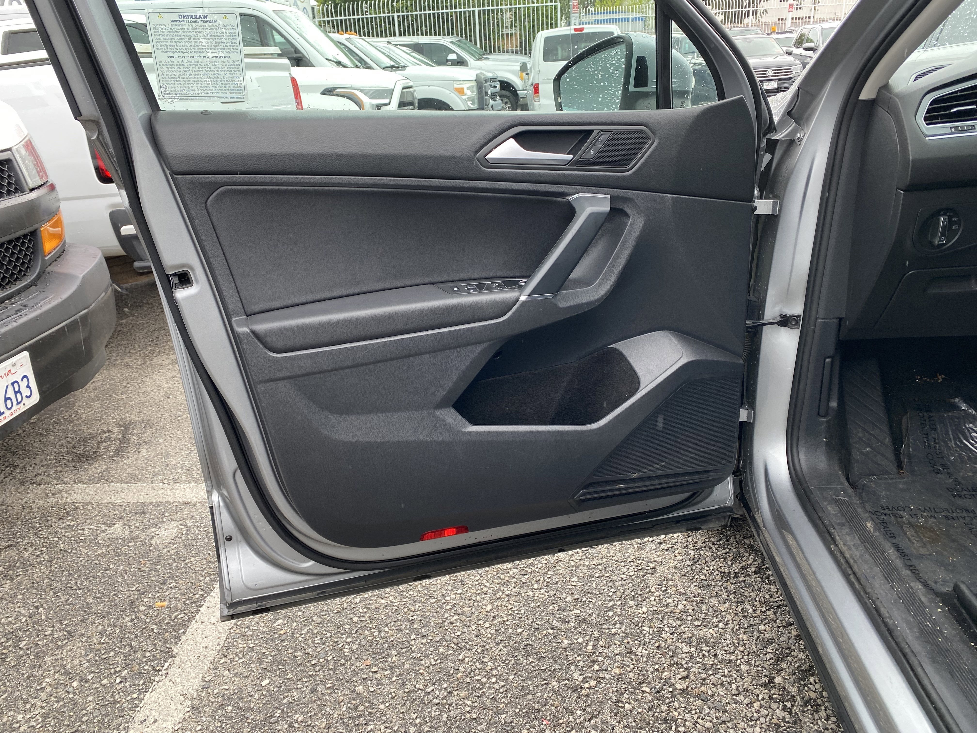 2020 Volkswagen Tiguan SE