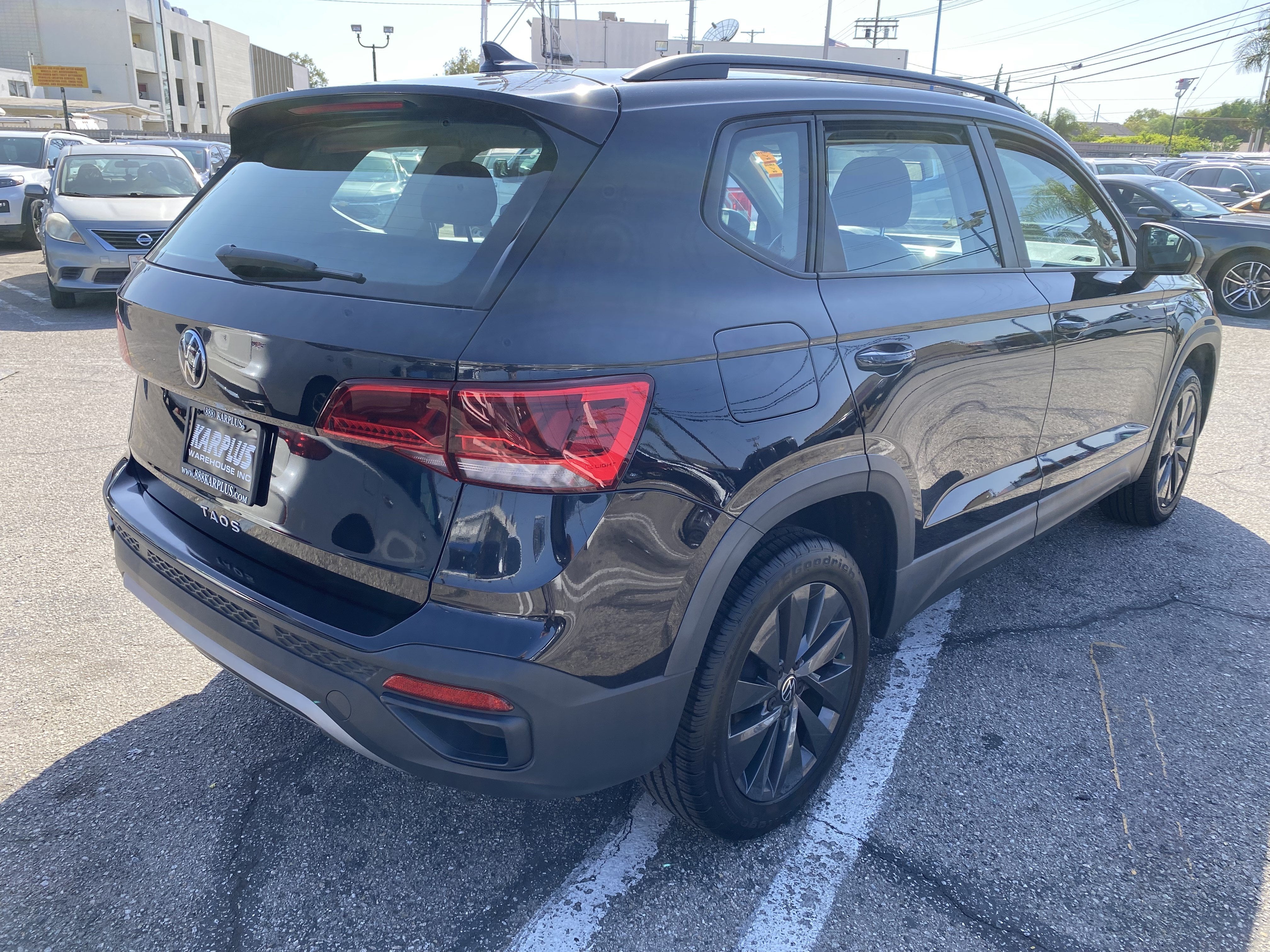 2022 Volkswagen Taos S FWD