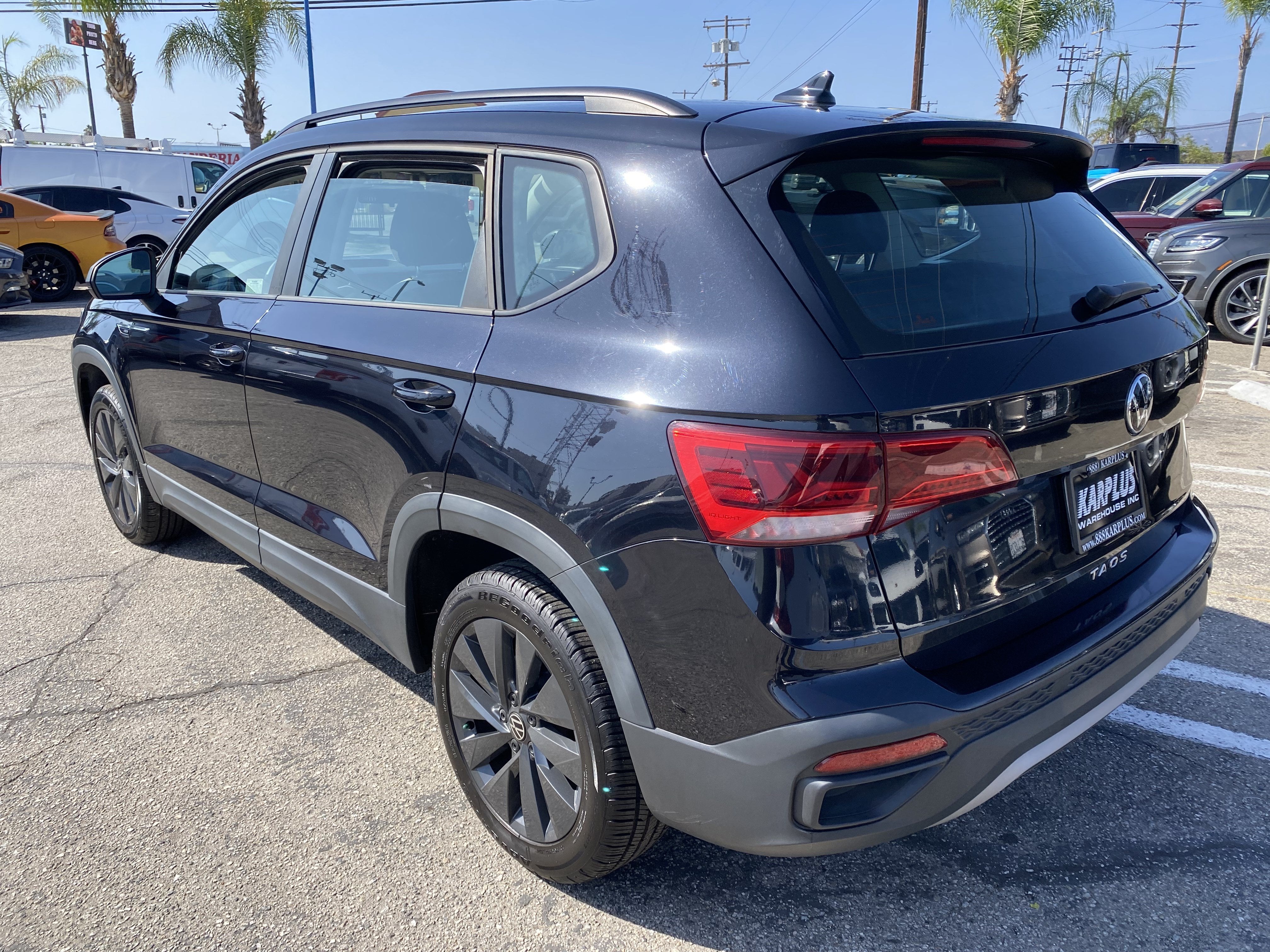 2022 Volkswagen Taos S FWD