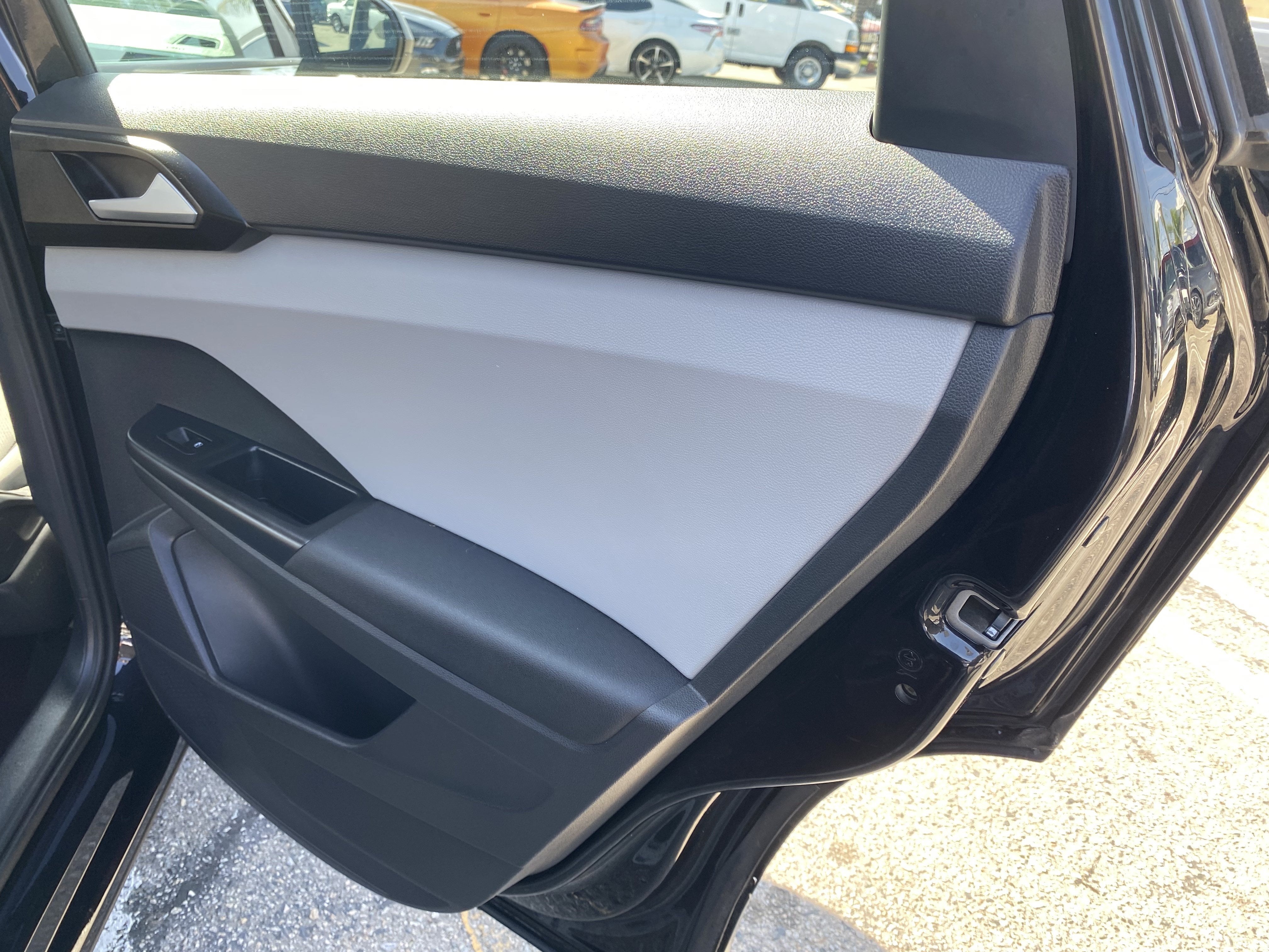 2022 Volkswagen Taos S FWD