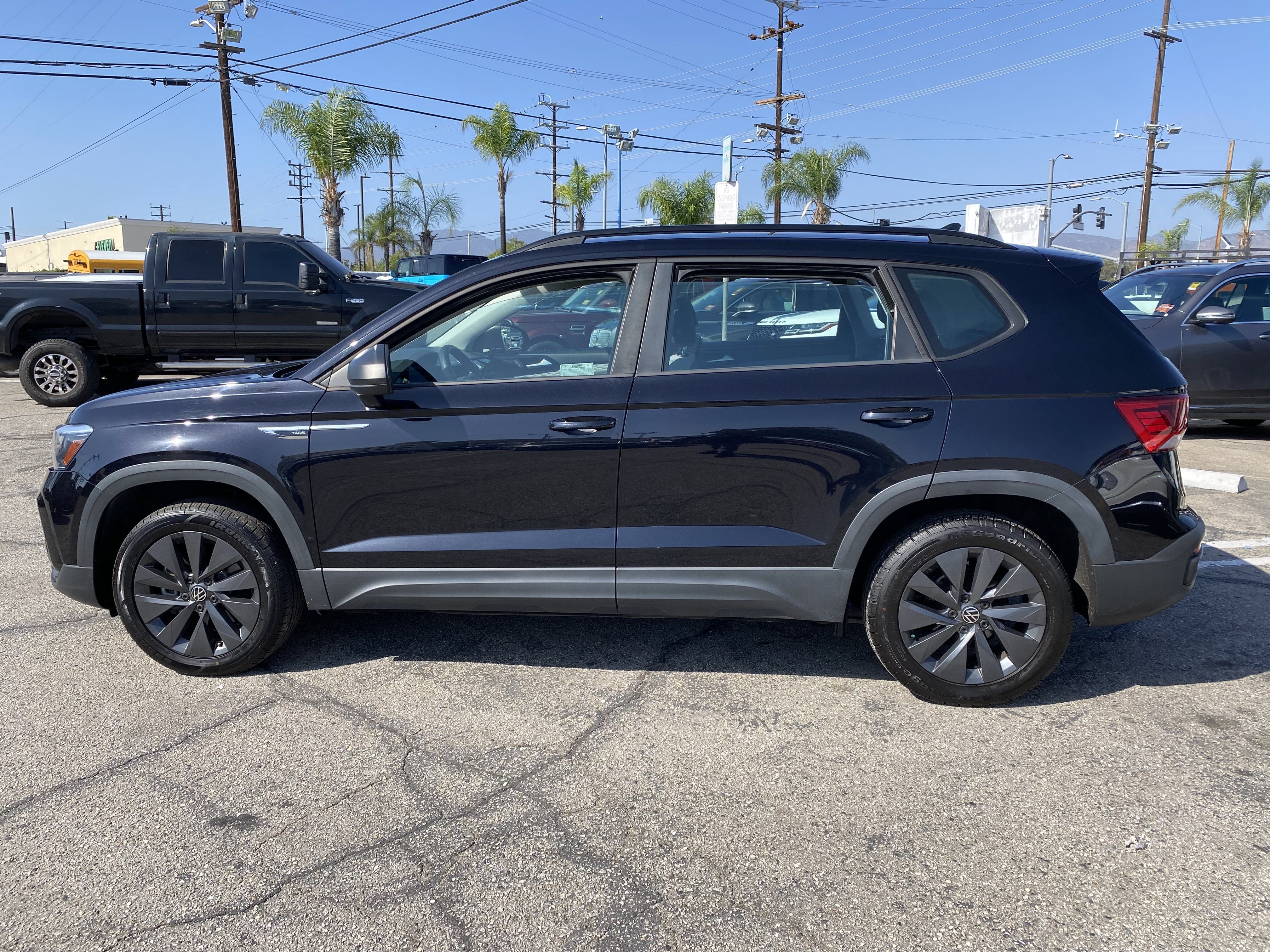 2022 Volkswagen Taos S FWD