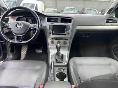 2015 Volkswagen Golf TSI S w/Sunroof