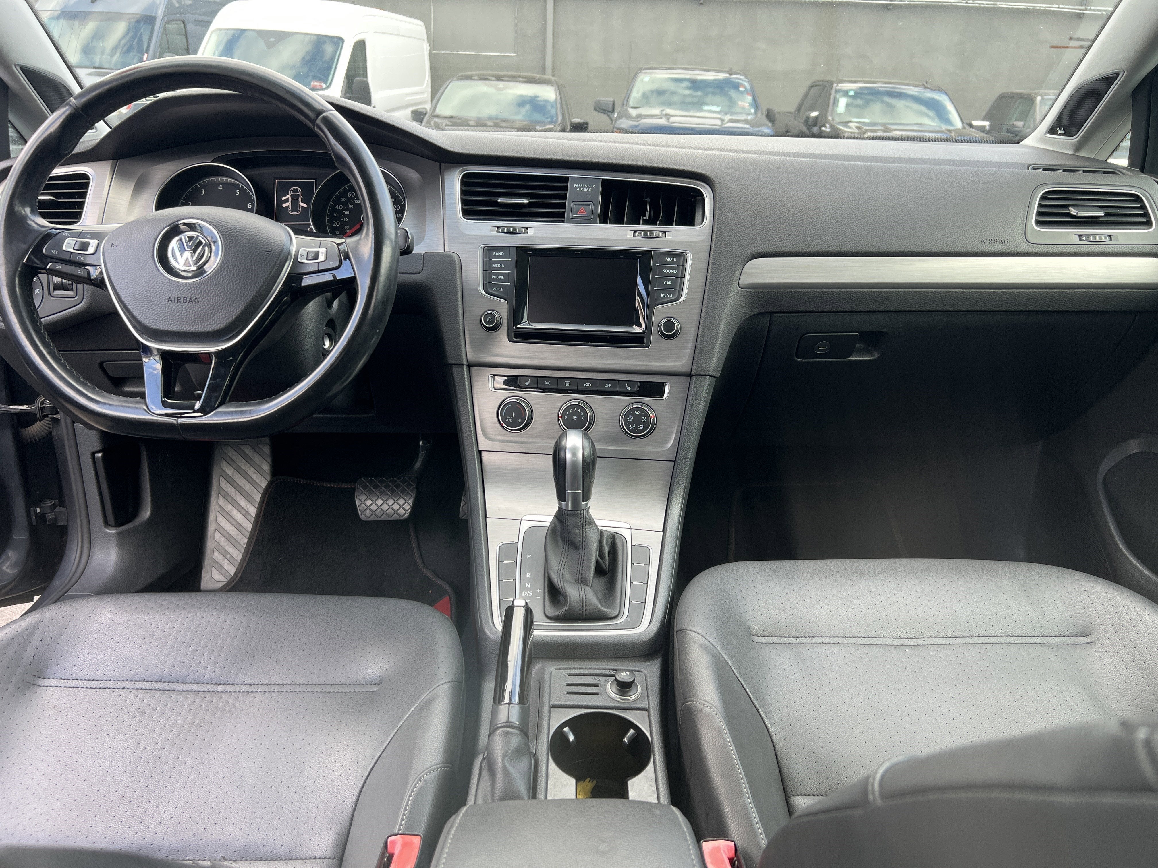 2015 Volkswagen Golf TSI S w/Sunroof