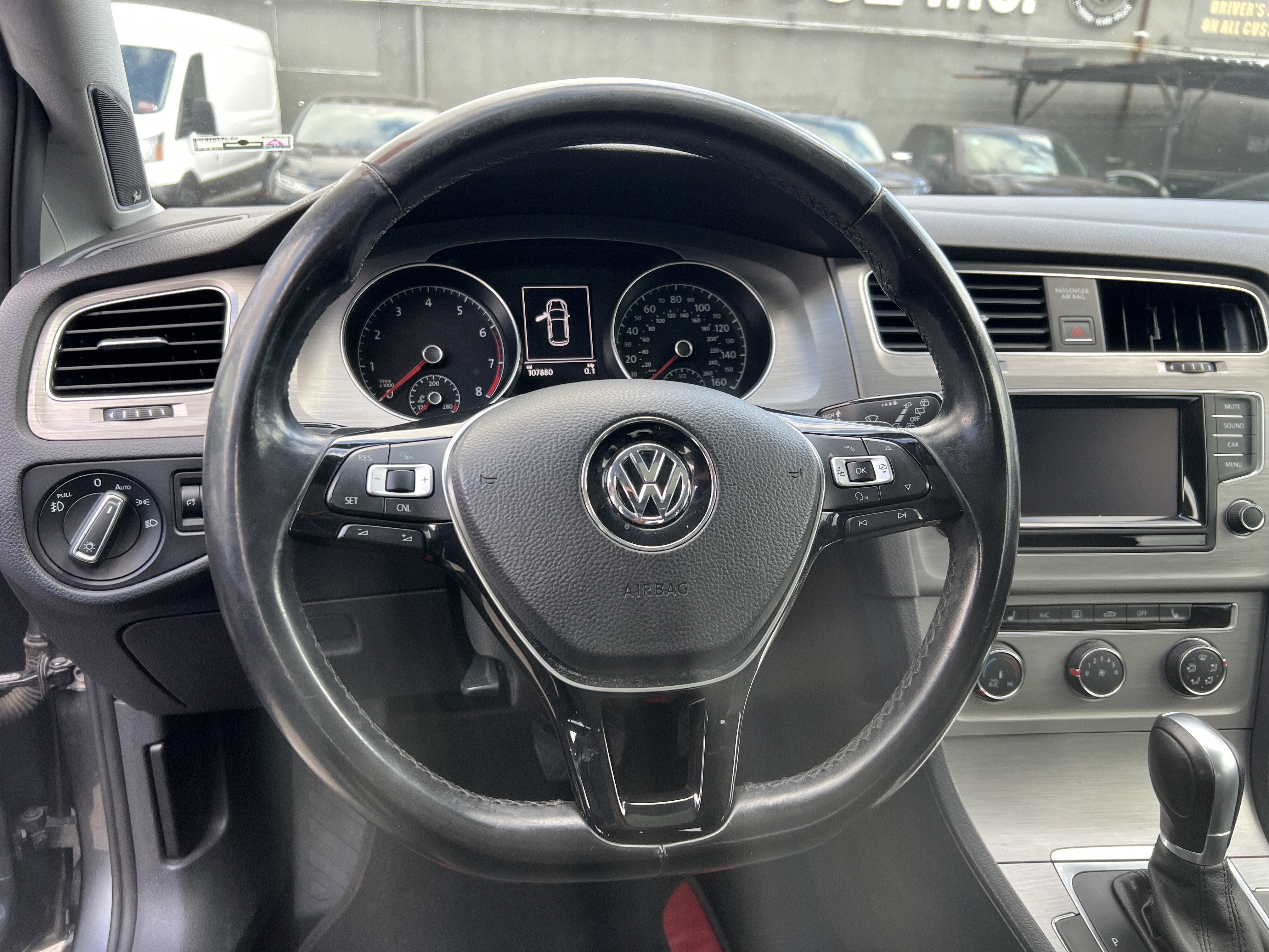 2015 Volkswagen Golf TSI S w/Sunroof