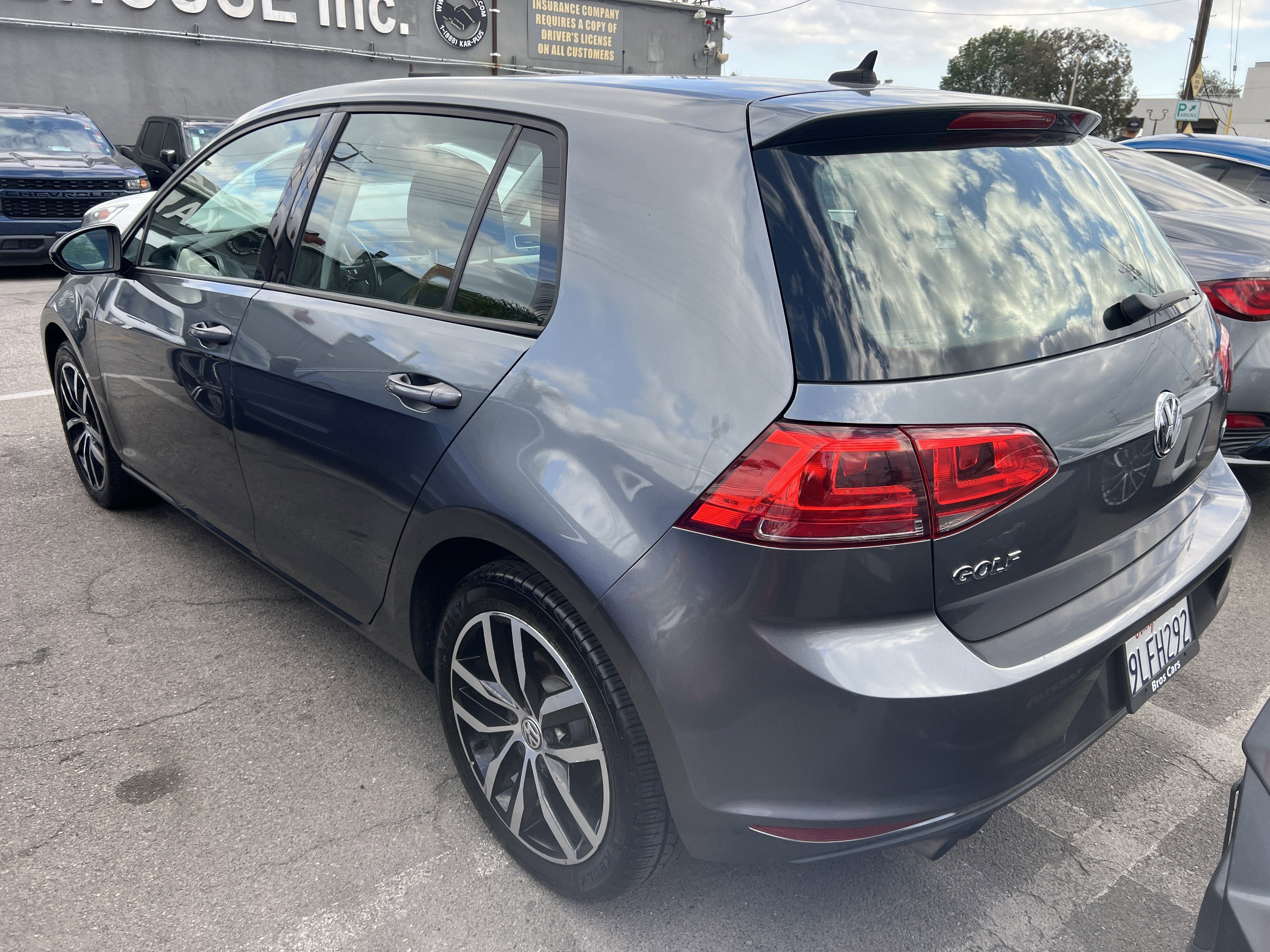 2015 Volkswagen Golf TSI S w/Sunroof