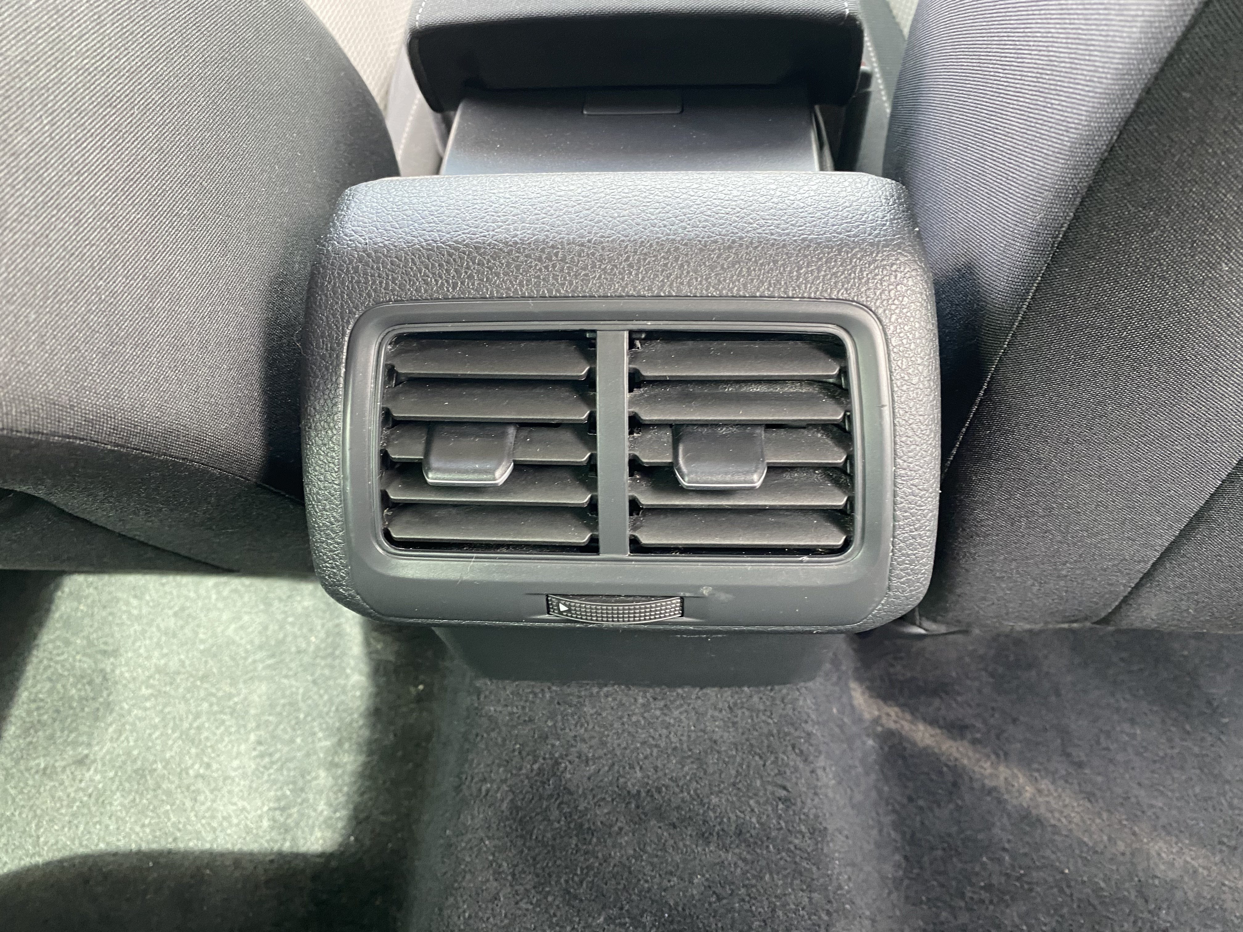 2016 Volkswagen Golf TSI S