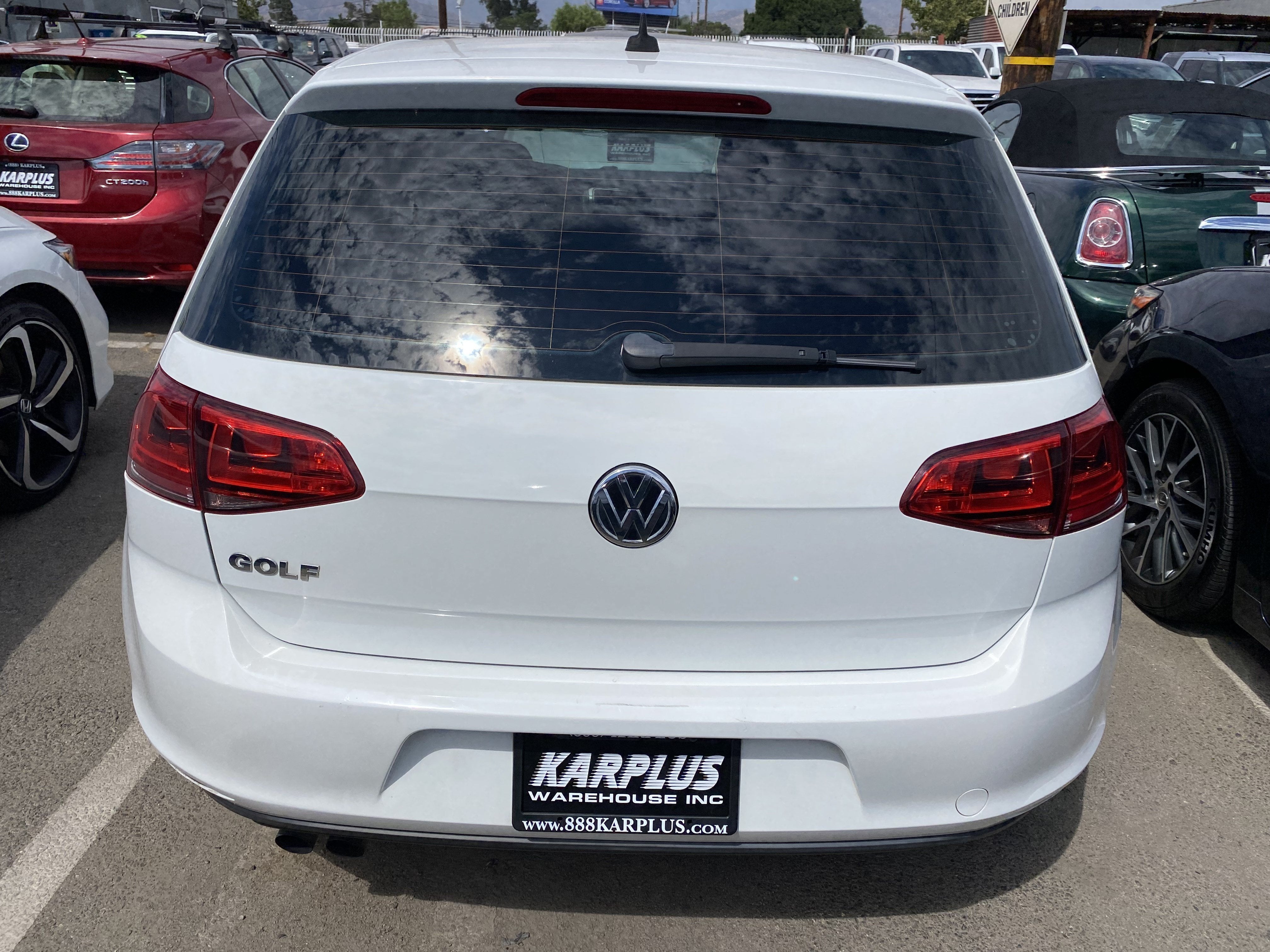2016 Volkswagen Golf TSI S