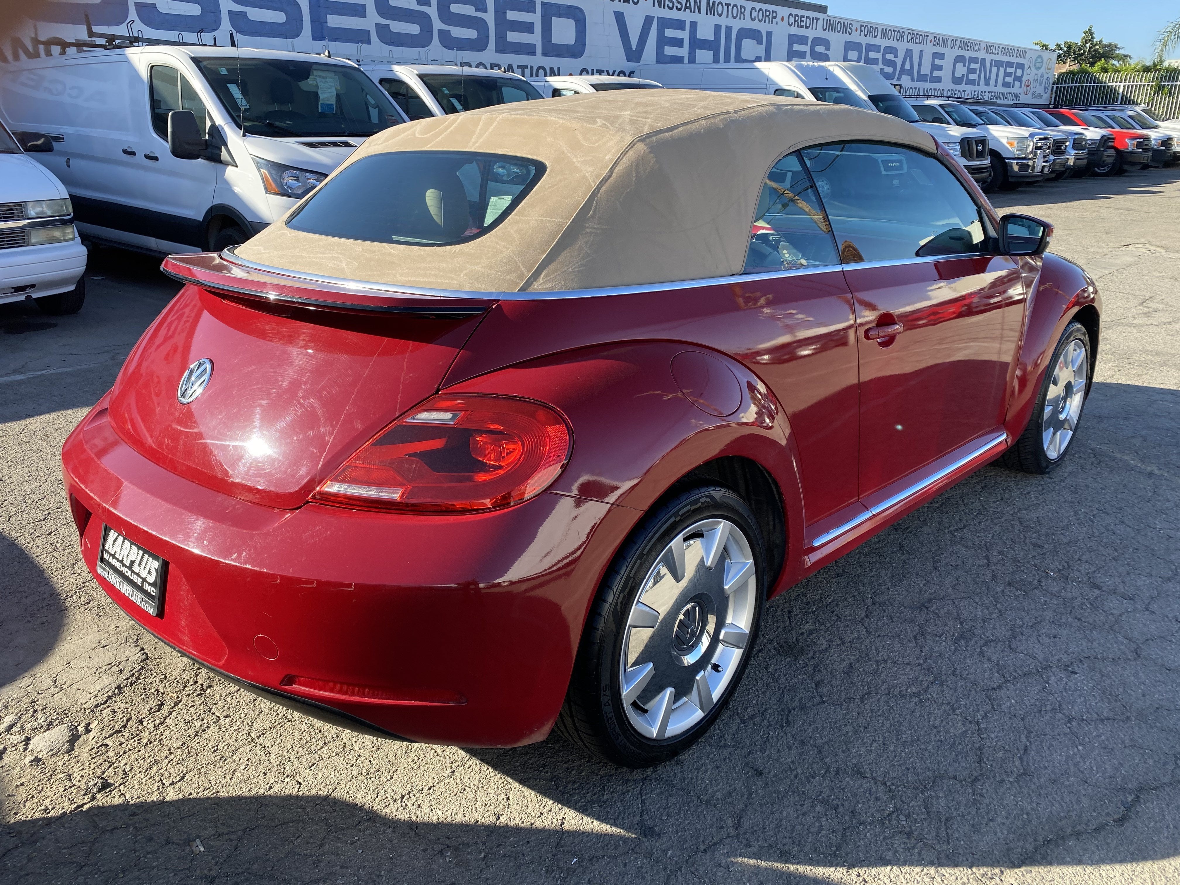 2015 Volkswagen Beetle Convertible 2DR AUTO 1.8T PZEV