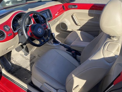 2015 Volkswagen Beetle Convertible 2DR AUTO 1.8T PZEV