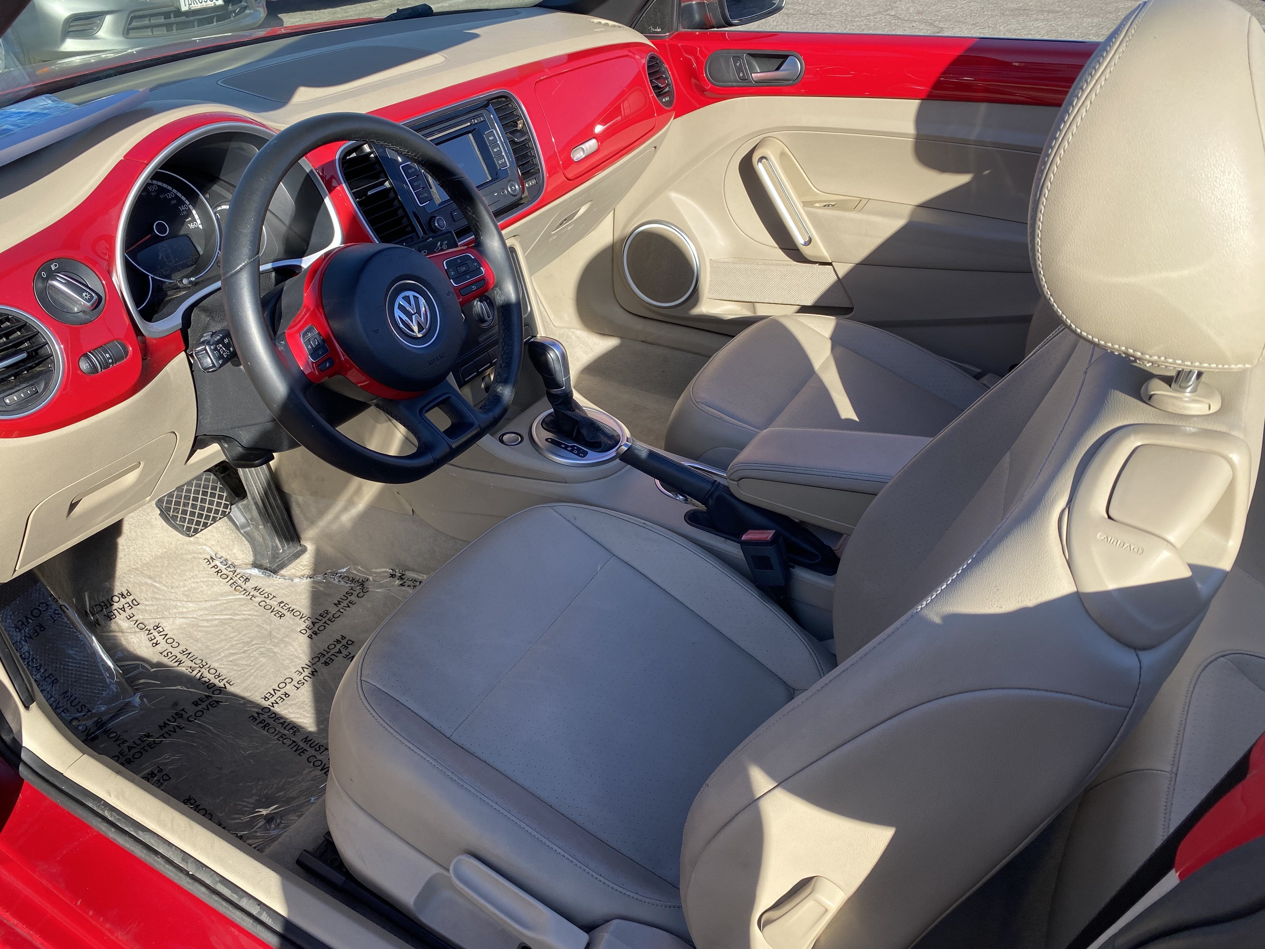 2015 Volkswagen Beetle Convertible 2DR AUTO 1.8T PZEV