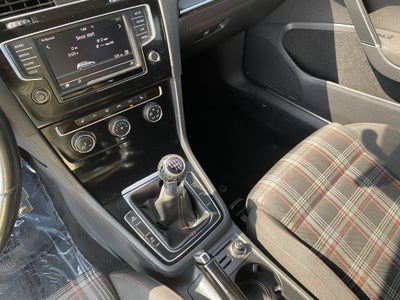 2016 Volkswagen Golf GTI S