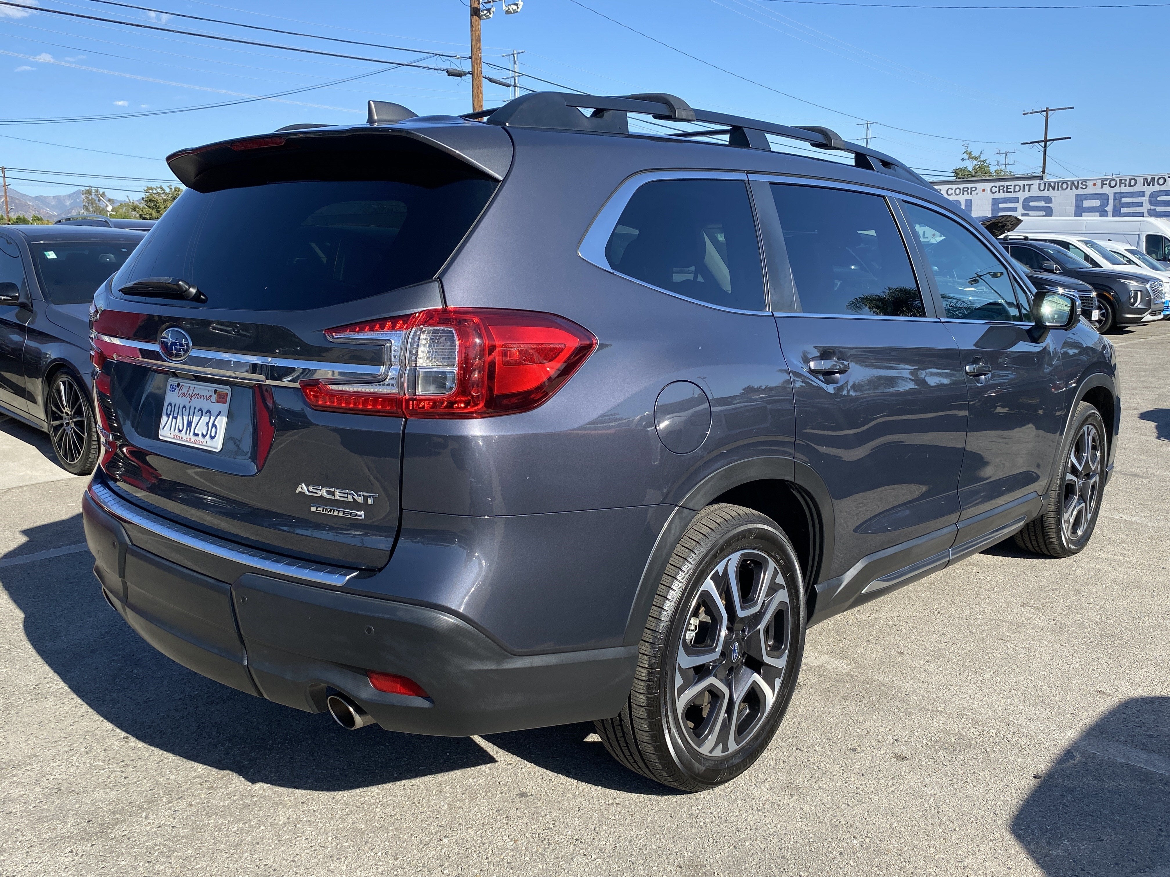 2023 Subaru Ascent LIMITED 7-PASSENGER