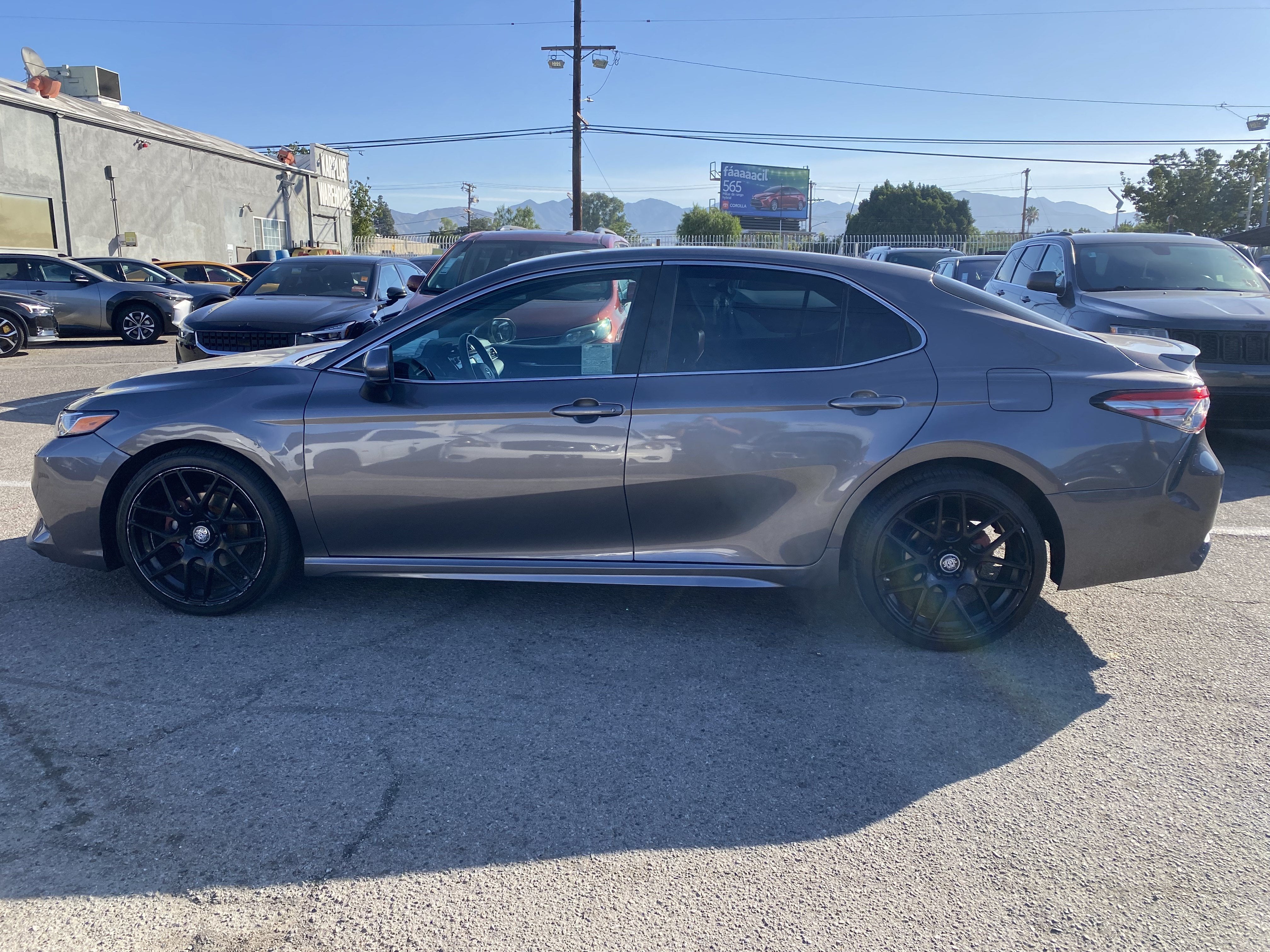 2018 Toyota Camry SE