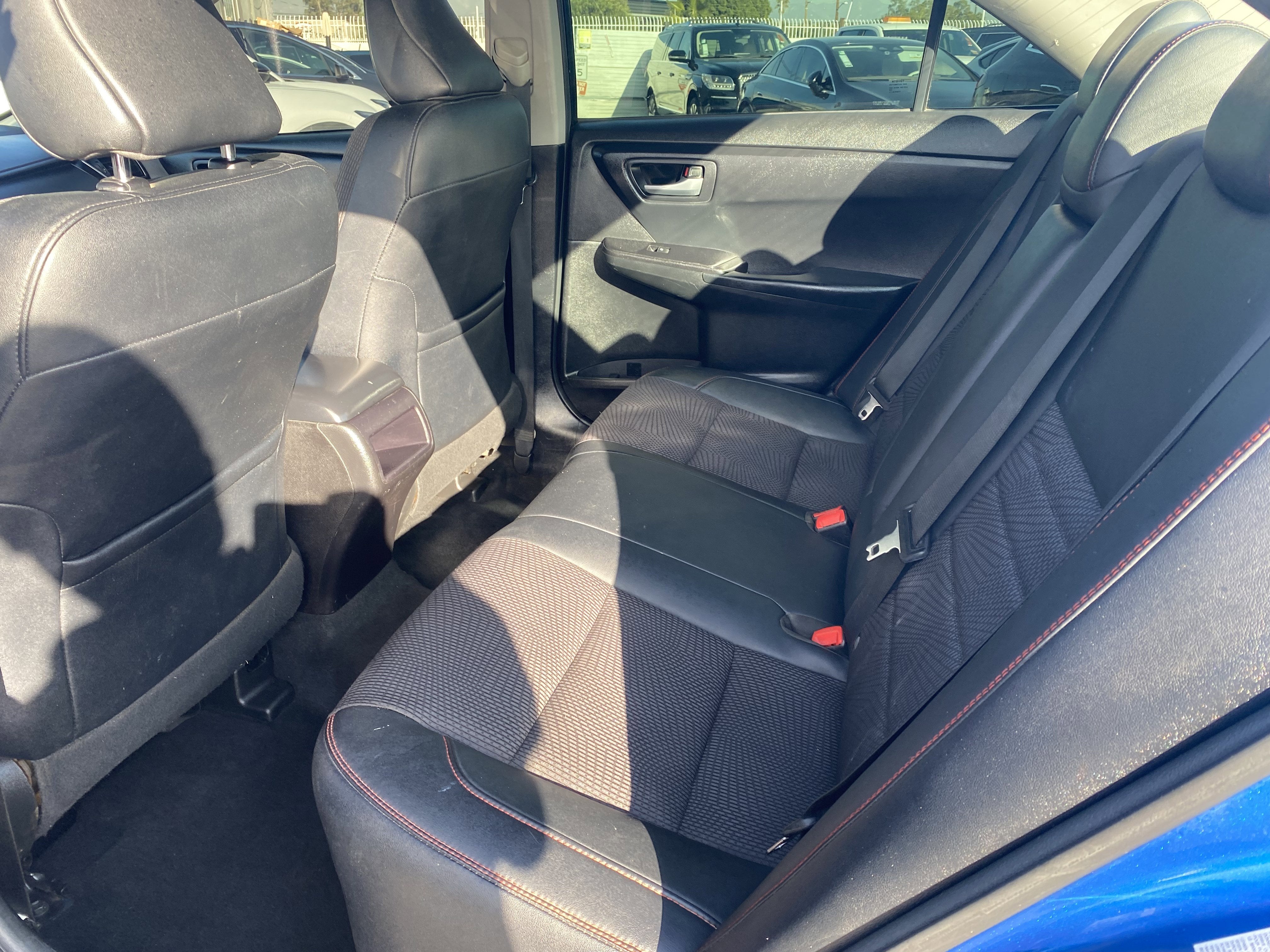 2018 Toyota Camry SE