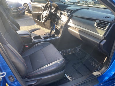 2018 Toyota Camry SE