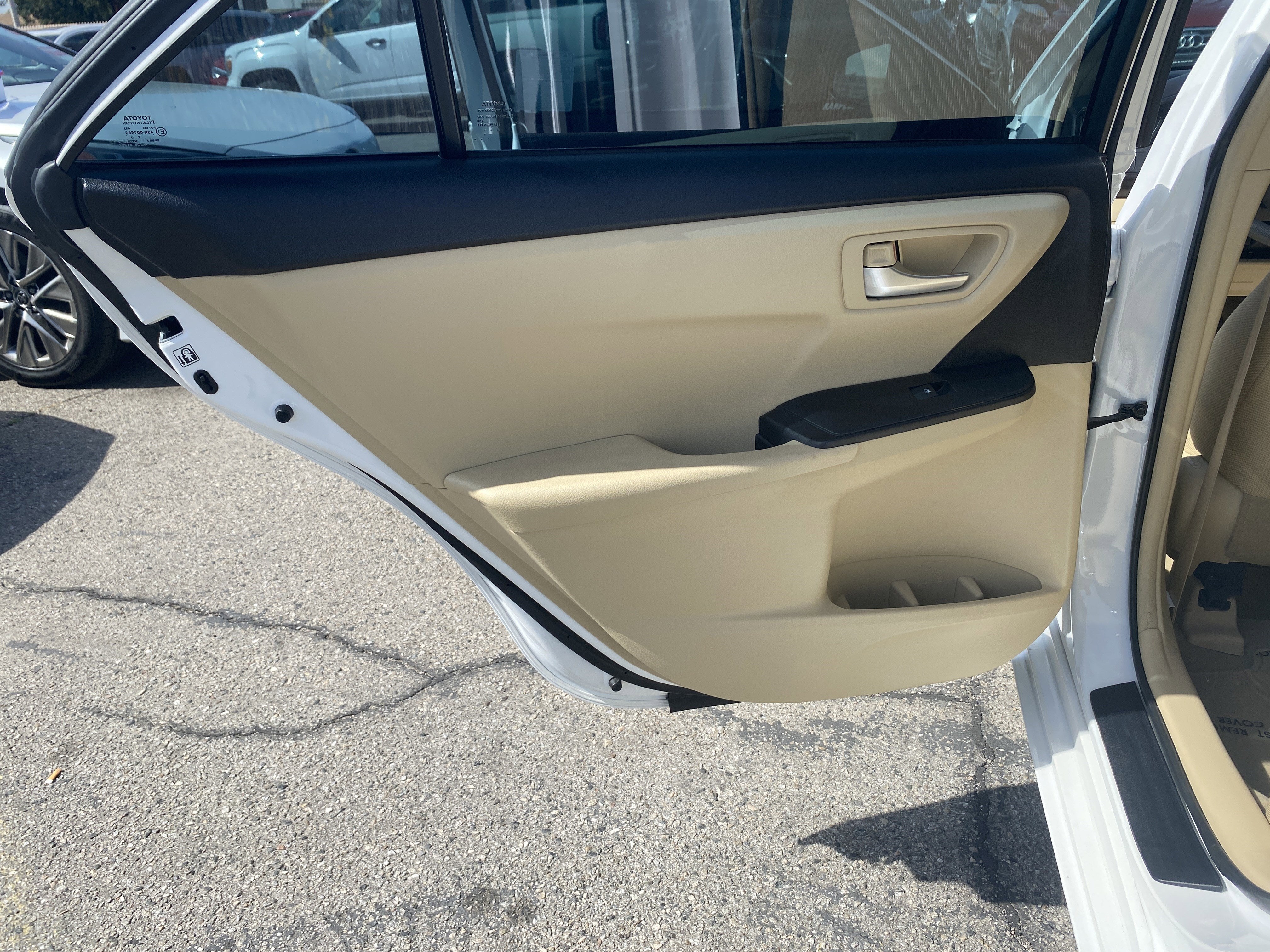 2017 Toyota Camry LE