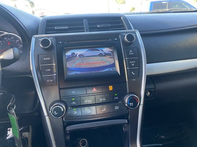 2017 Toyota Camry SE