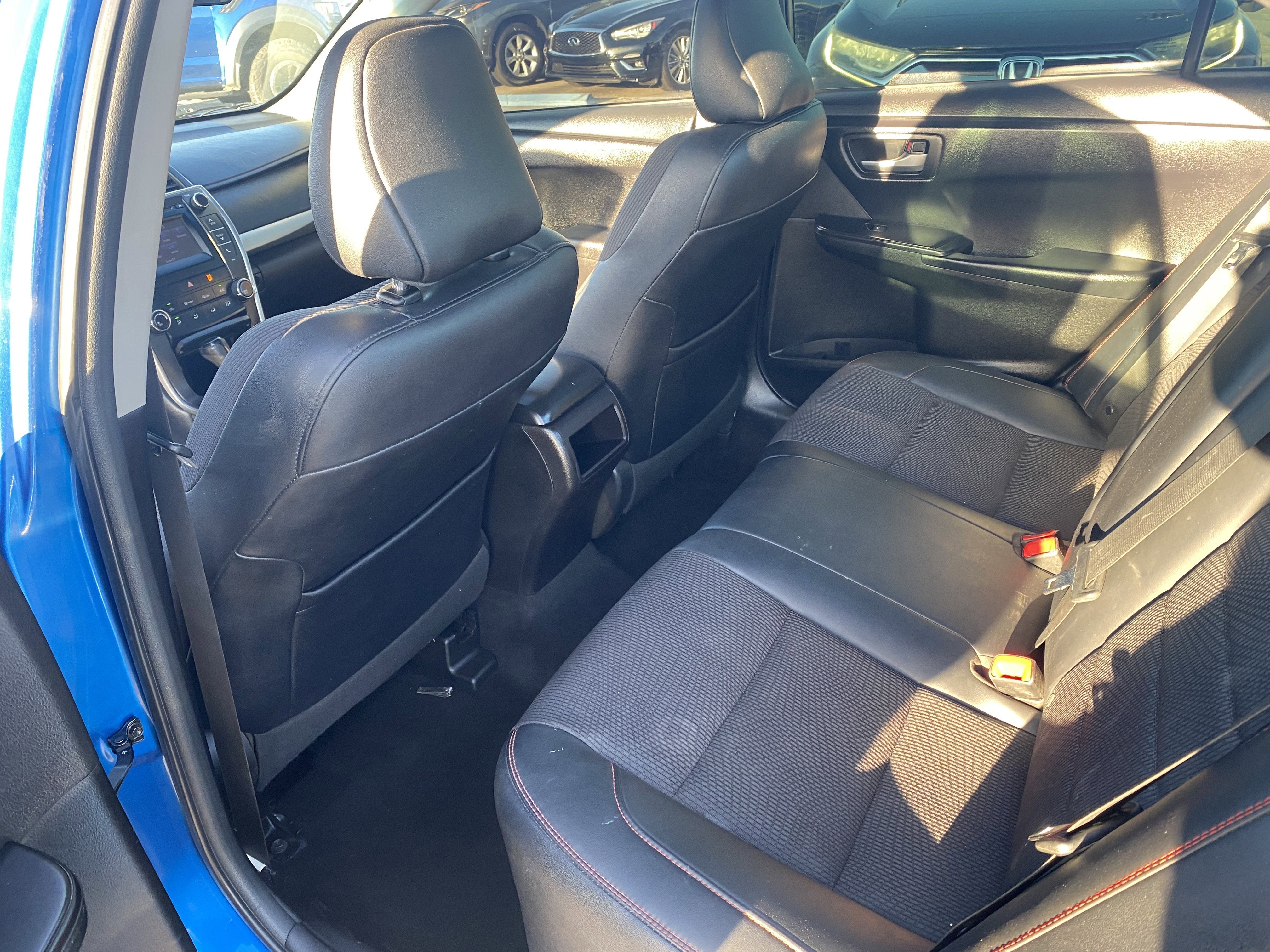 2017 Toyota Camry SE