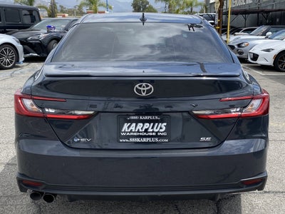 2025 Toyota Camry SE