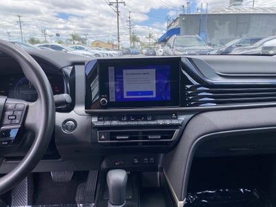 2025 Toyota Camry LE