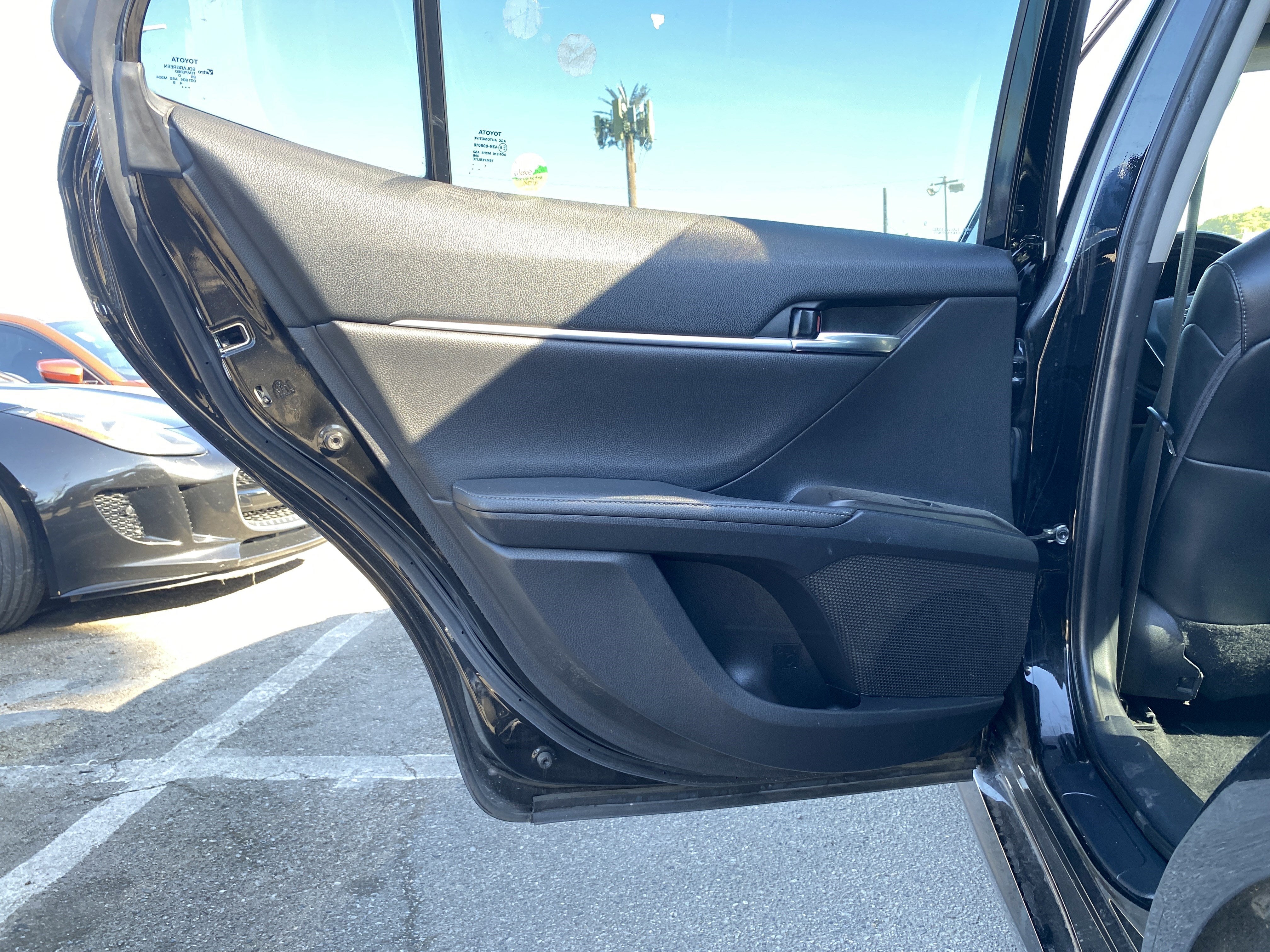 2021 Toyota Camry Hybrid XLE