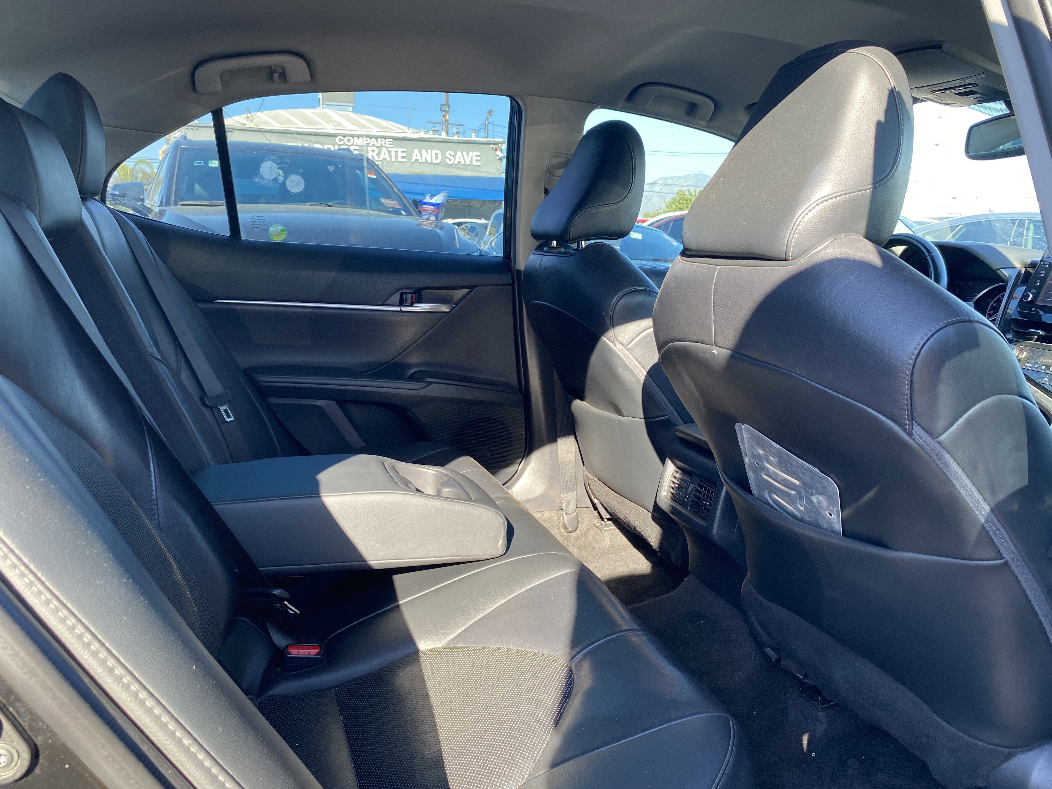 2021 Toyota Camry Hybrid XLE