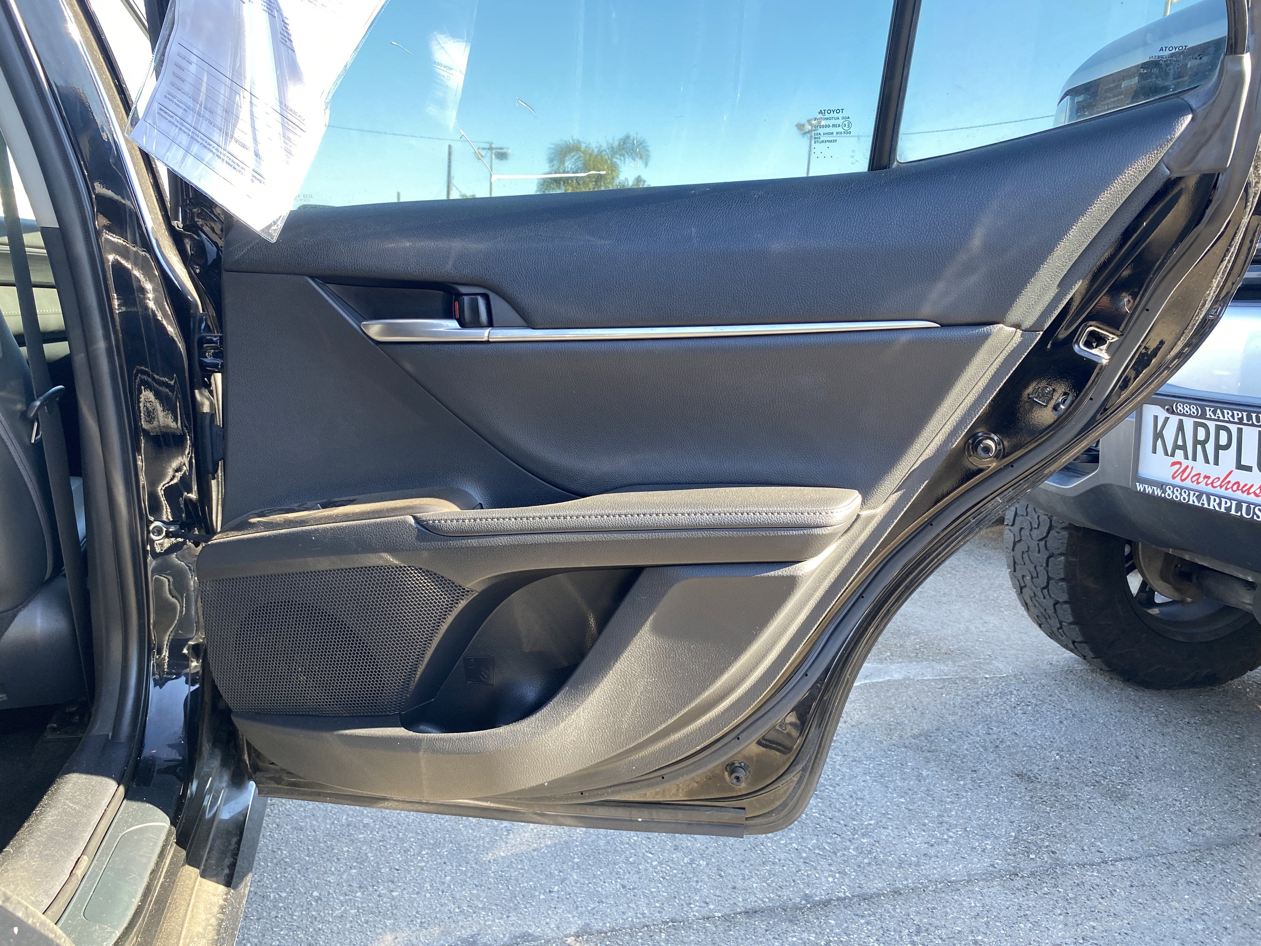 2021 Toyota Camry Hybrid XLE