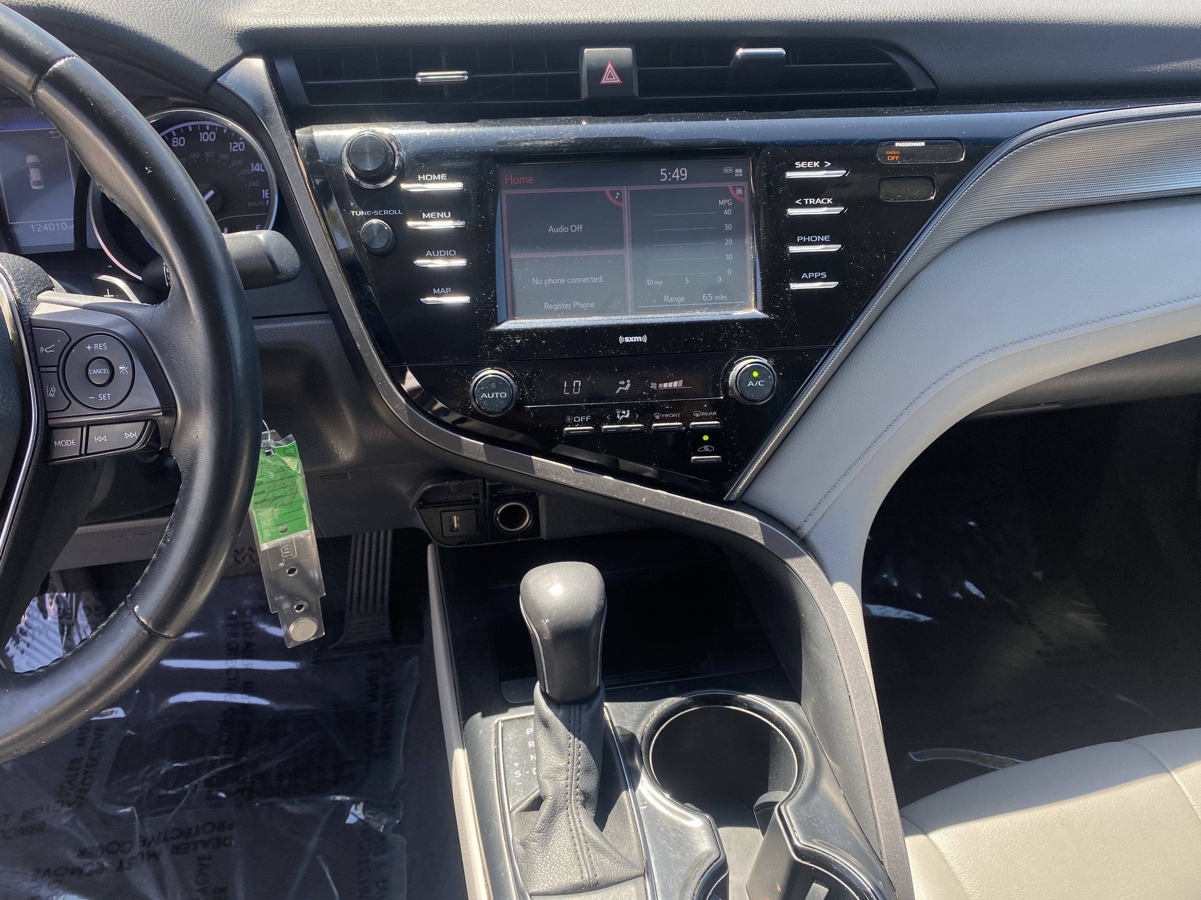 2020 Toyota Camry SE